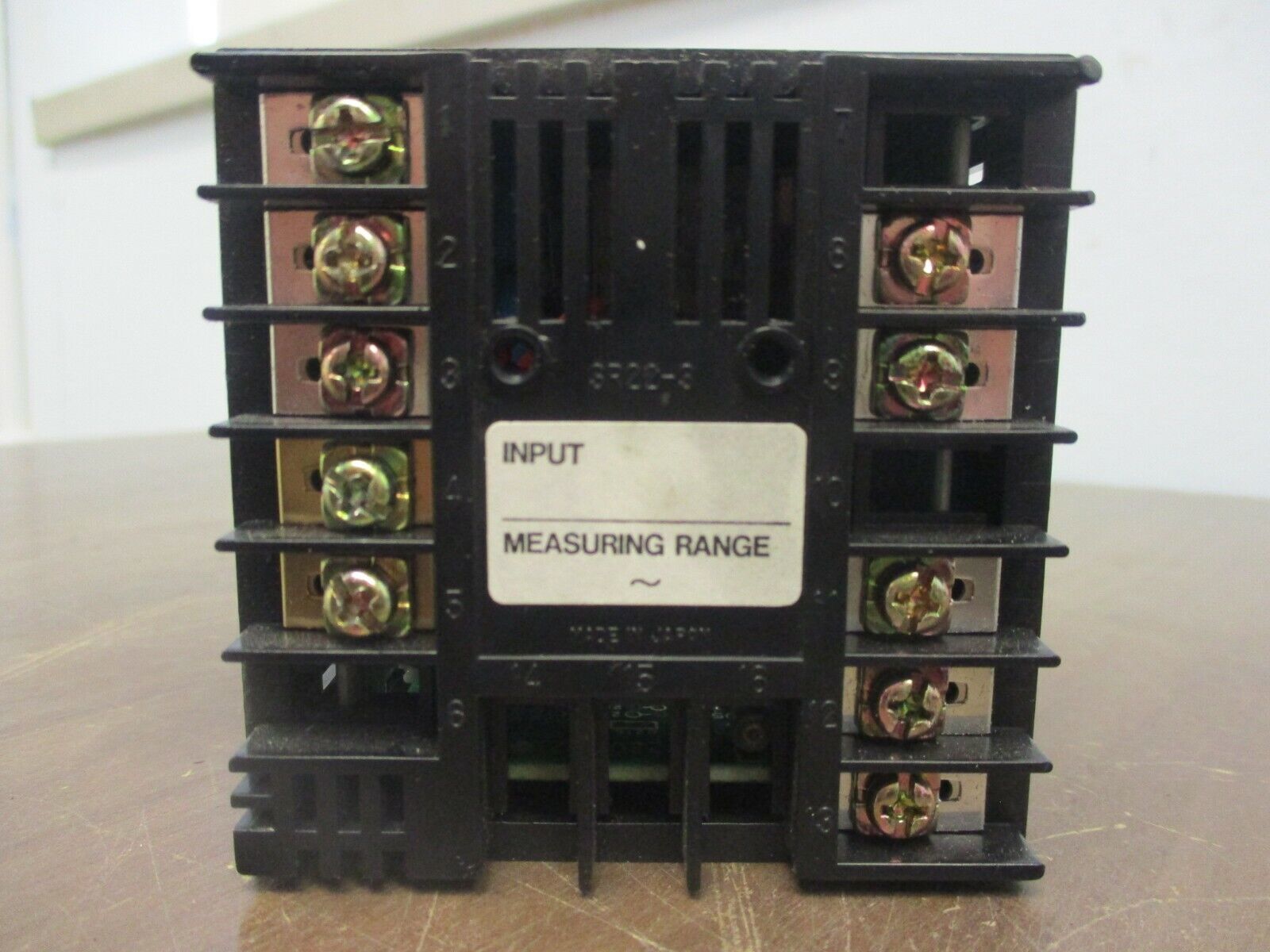 OMEGA Digital Temperature Controller CN380 Range: 0-800°C Used