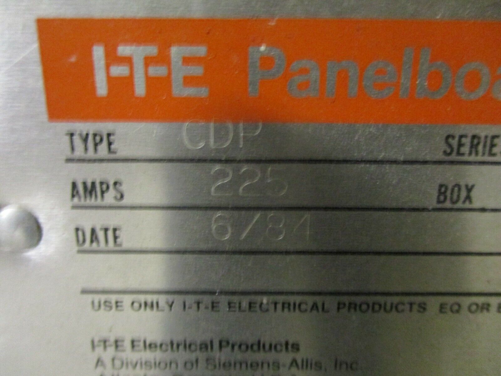 ITE Main Lug Breaker Panel CDP 225A Max 480Y/277 3Ph 4W Used