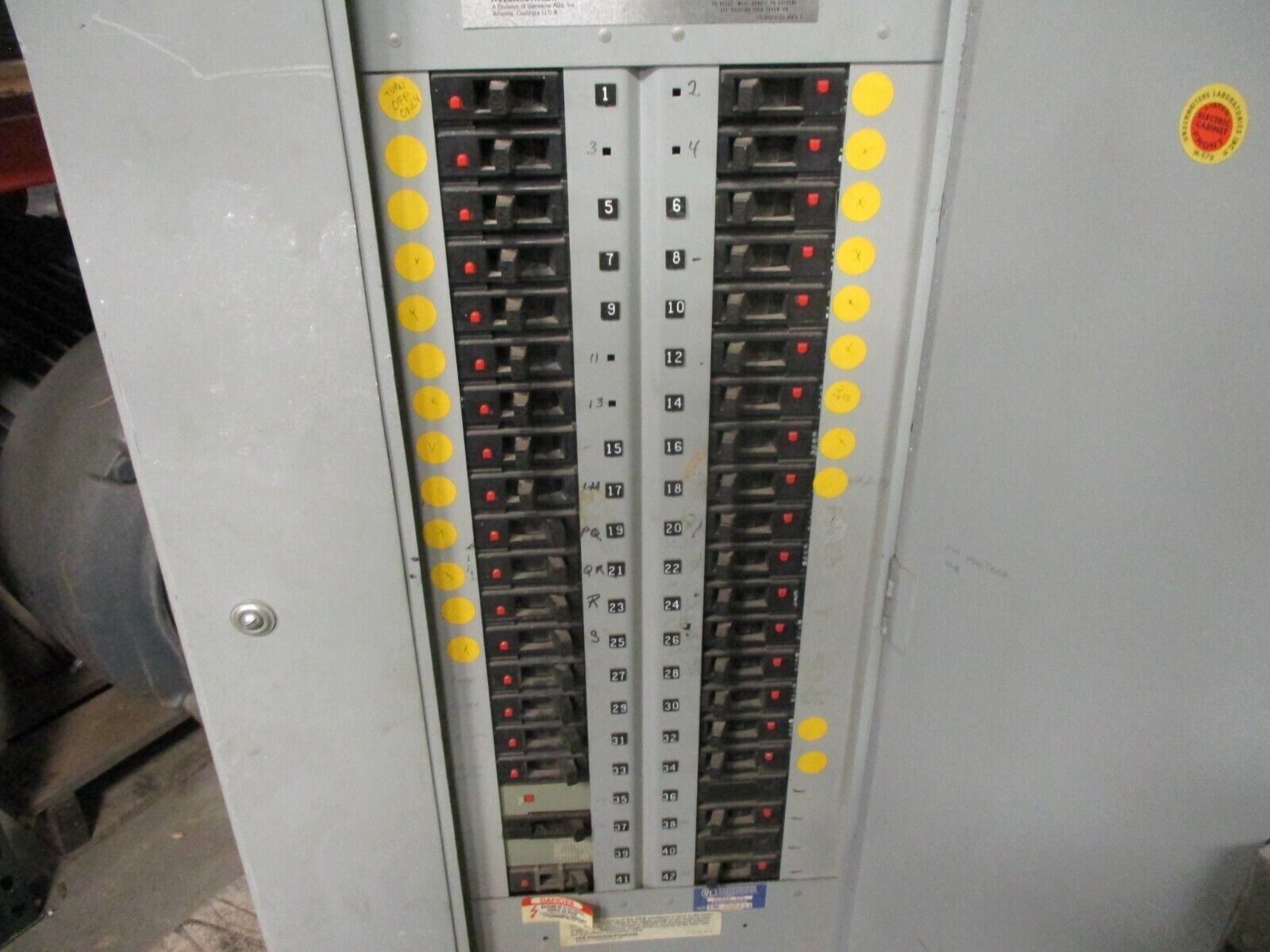 ITE Main Lug Breaker Panel CDP 225A Max 480Y/277 3Ph 4W Used