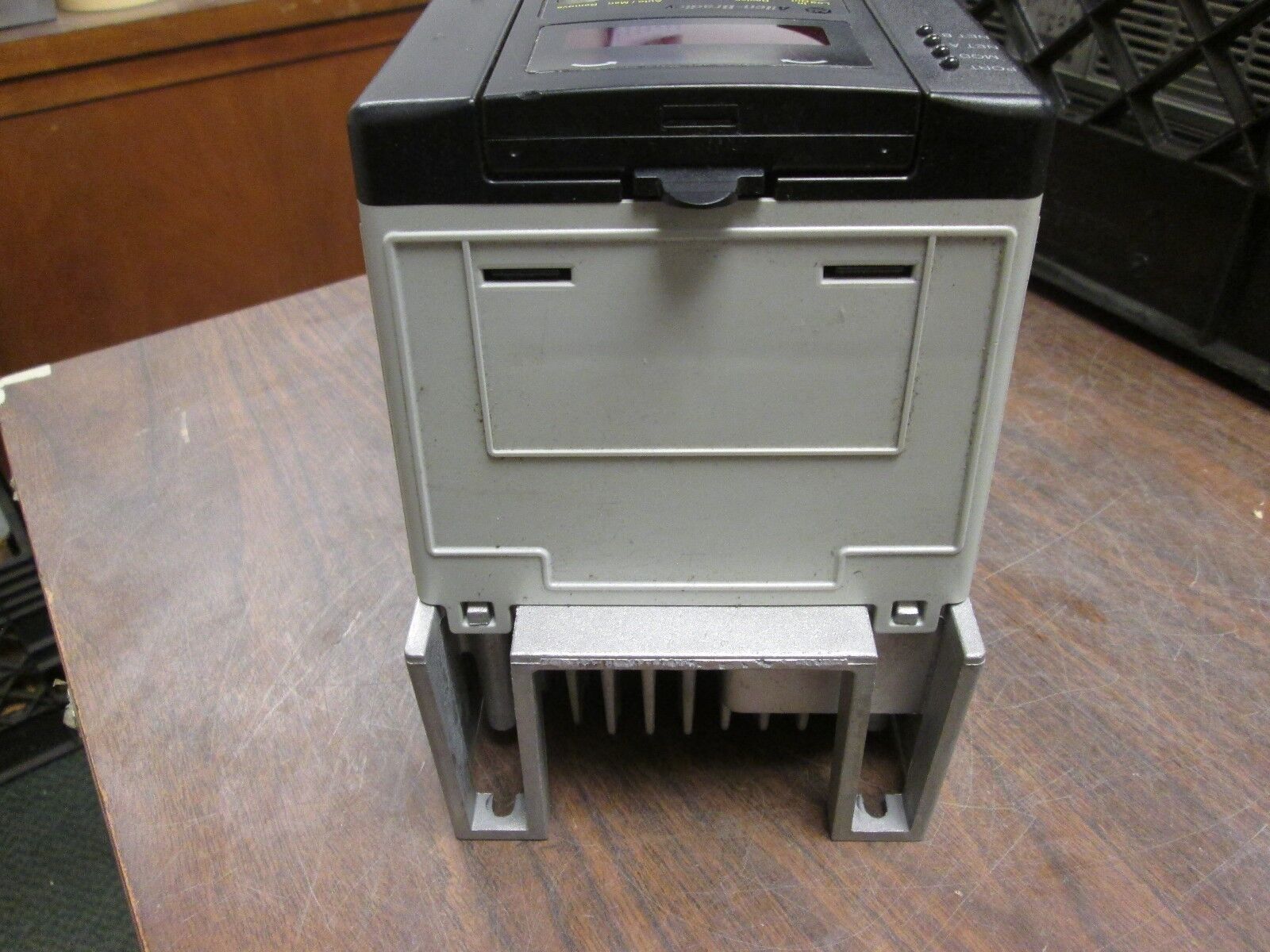 Allen-Bradley PowerFlex 70 AC Drive 20AD3P4A1AYNNDNN 2HP 3Ph Used