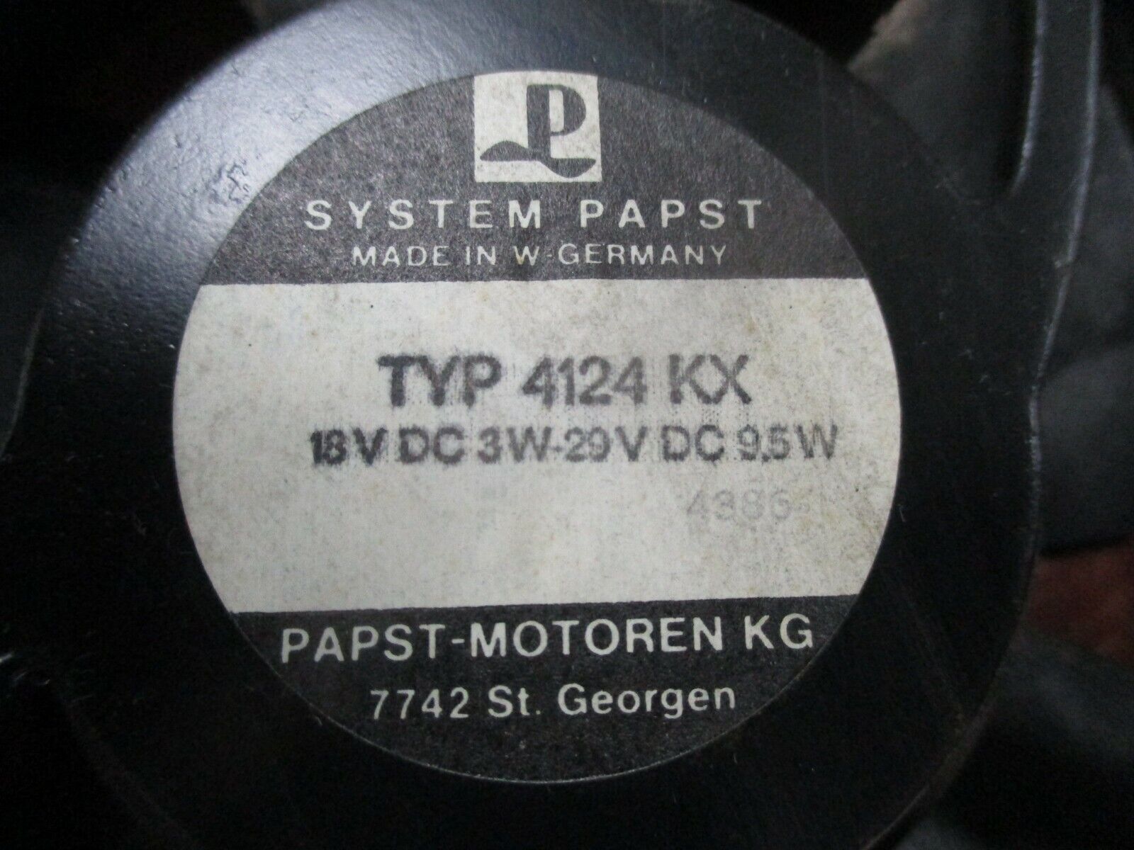 Papst Axial Fan 4124 KX 18/29VDC 3/9.5W Used