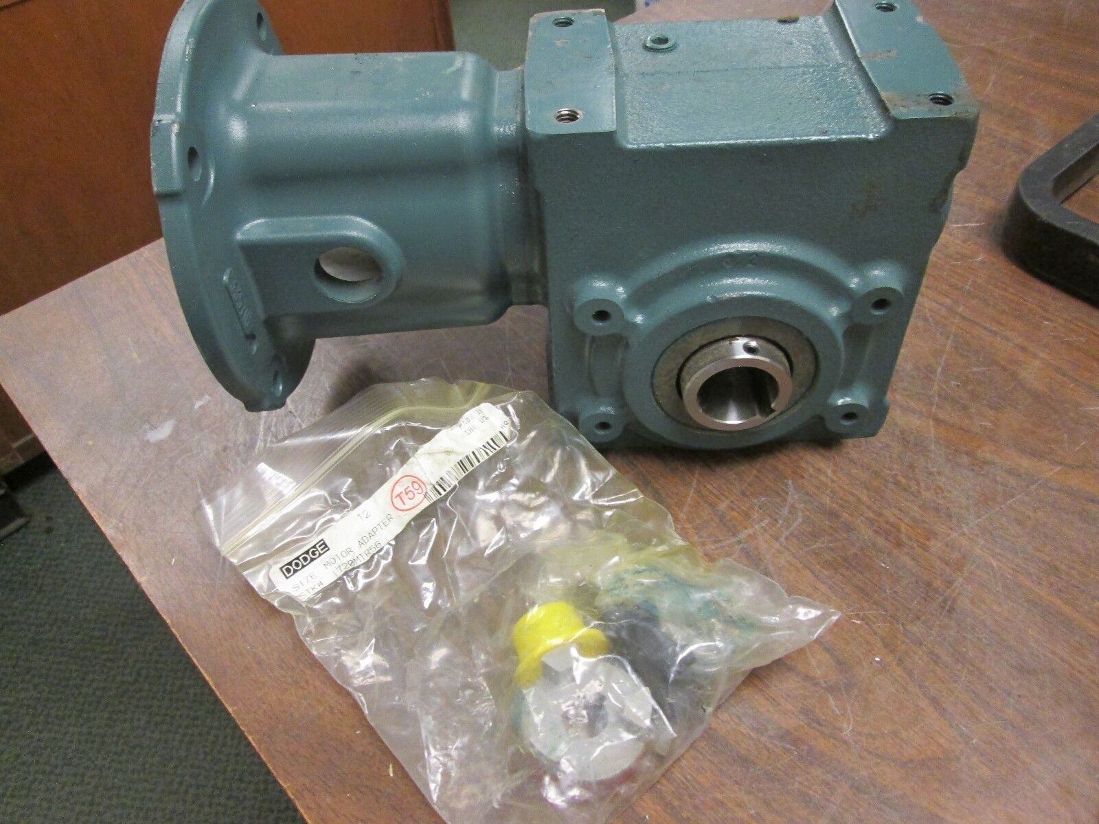 Dodge Tigear 2 Reducer 20A15H56 Ratio 15:1 1.69 HP-IN, 790 LB-IN Torque Out