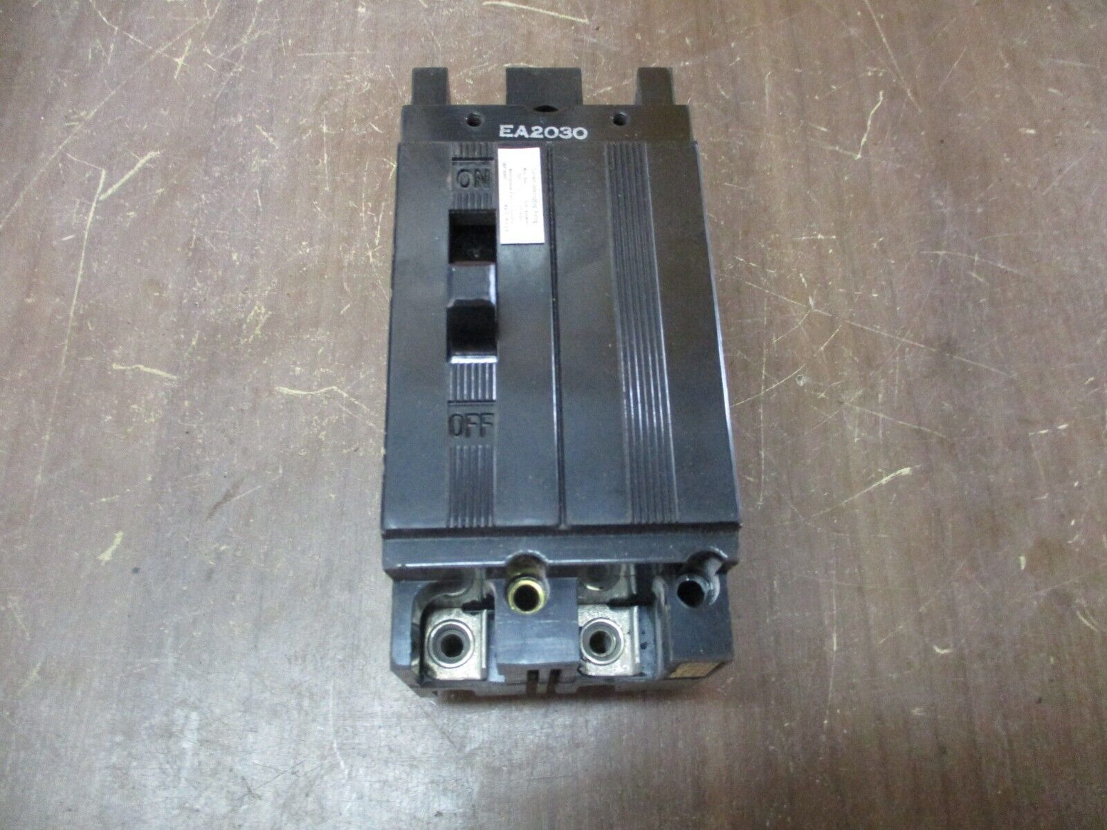 Westinghouse Circuit Breaker EA2030 30A 240V 2P Used