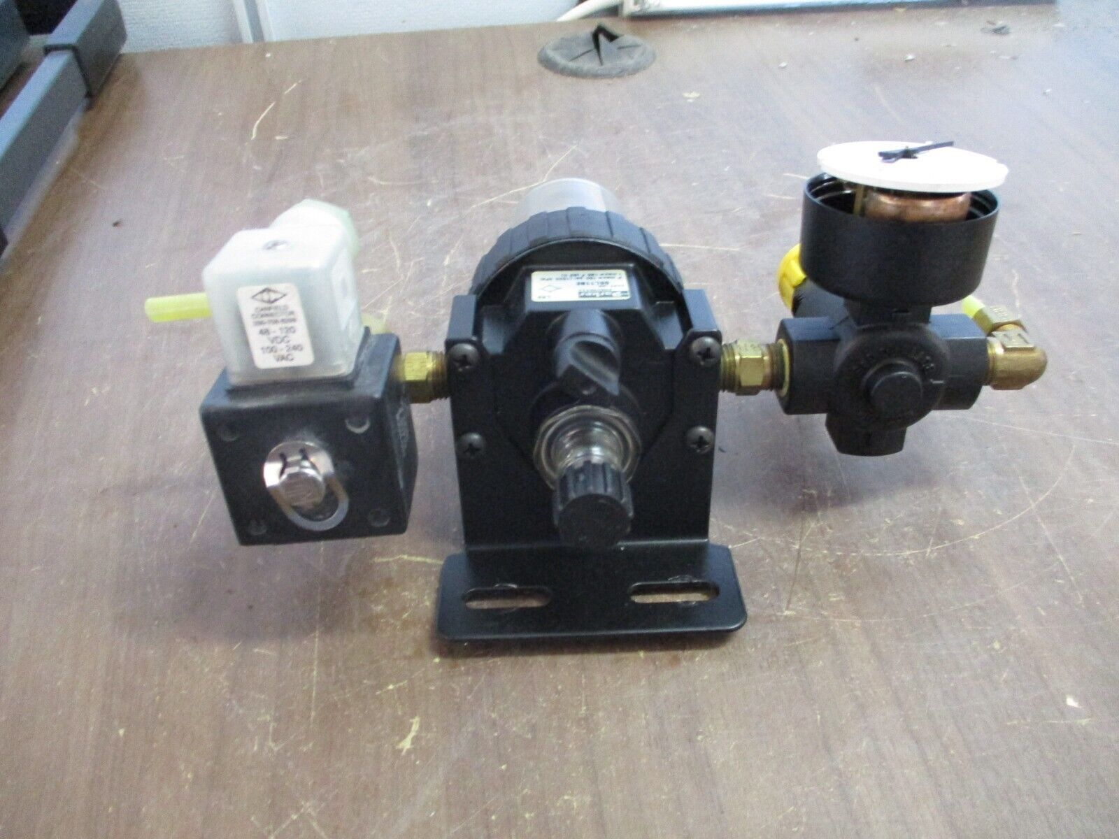 Parker Pneumatic Lubricator Assembly 06L11BE 150PSI 125°F *Missing Gauge Cover*