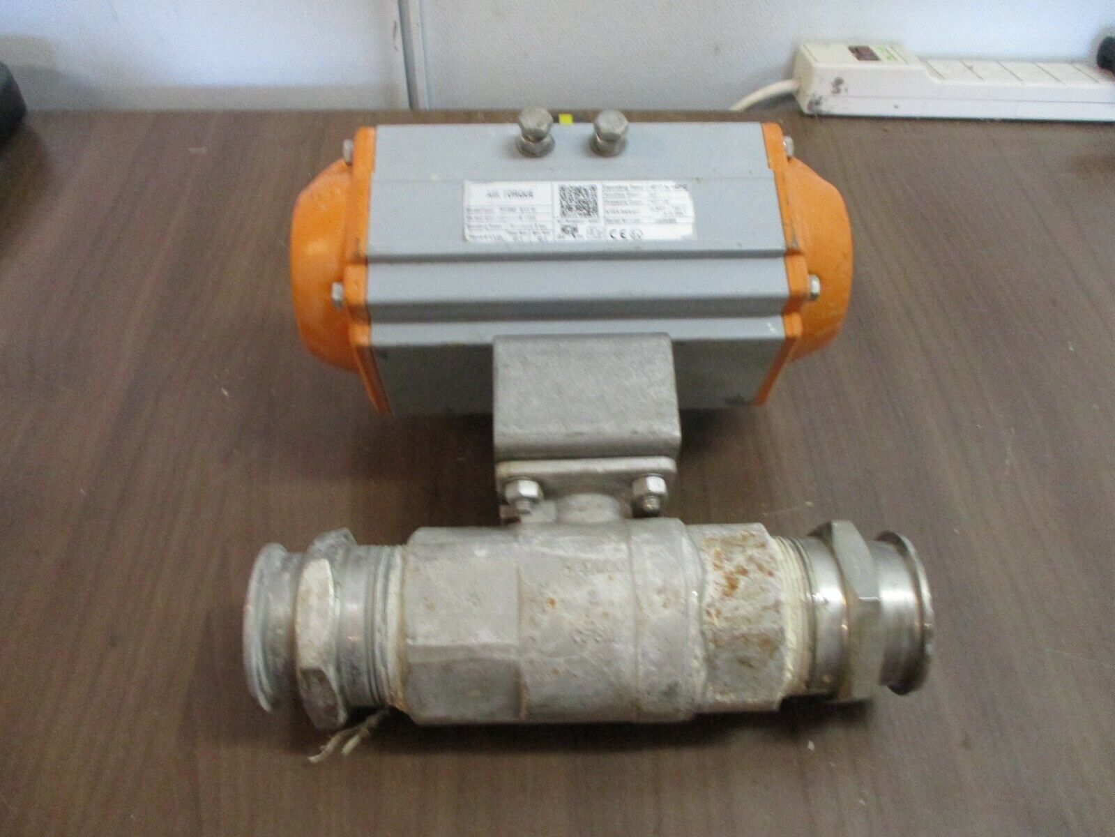 Air Torque Pneumatic Actuator PT250 S11 H 8 bar 90° Rotation Used