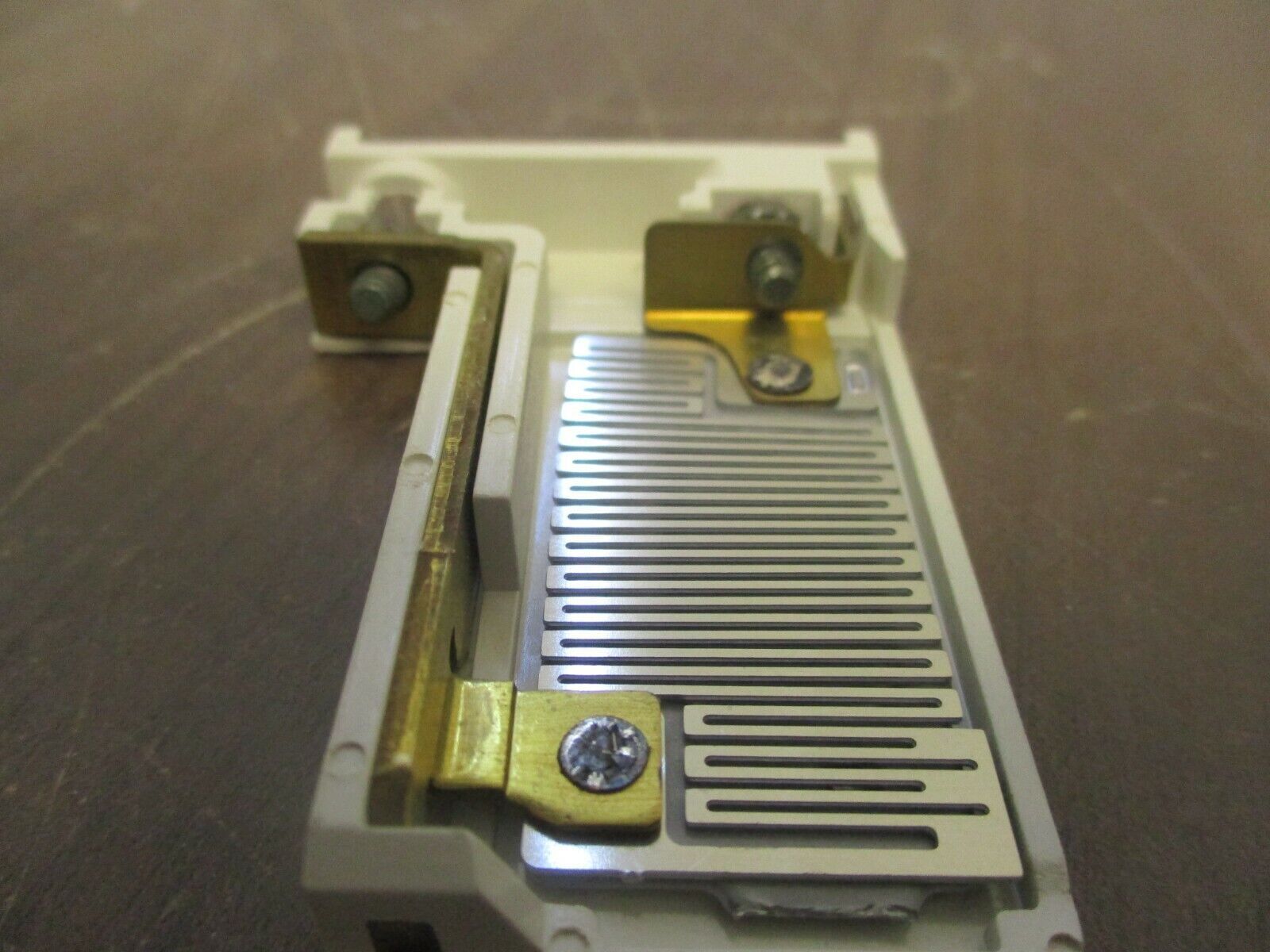 Cutler-Hammer Freedom Series Heater Pack H2004B 0.814-1.32A New Surplus Set of 3