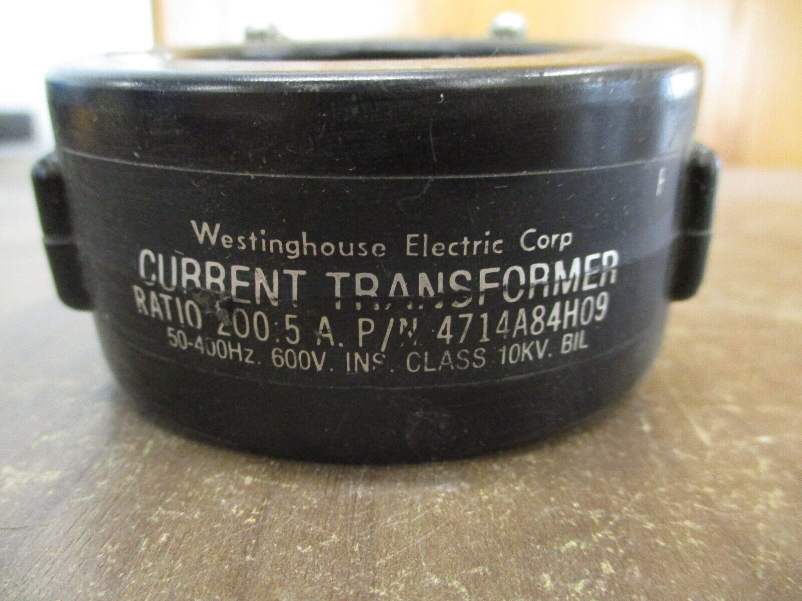 Westinghouse Current Transformer 4714A84H09 Ratio 200:5A 600V 50-400Hz Used