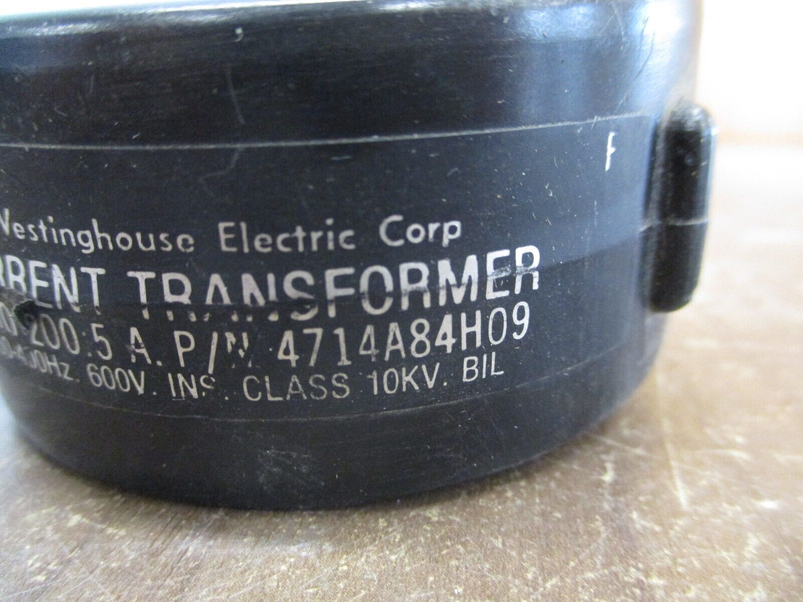 Westinghouse Current Transformer 4714A84H09 Ratio 200:5A 600V 50-400Hz Used