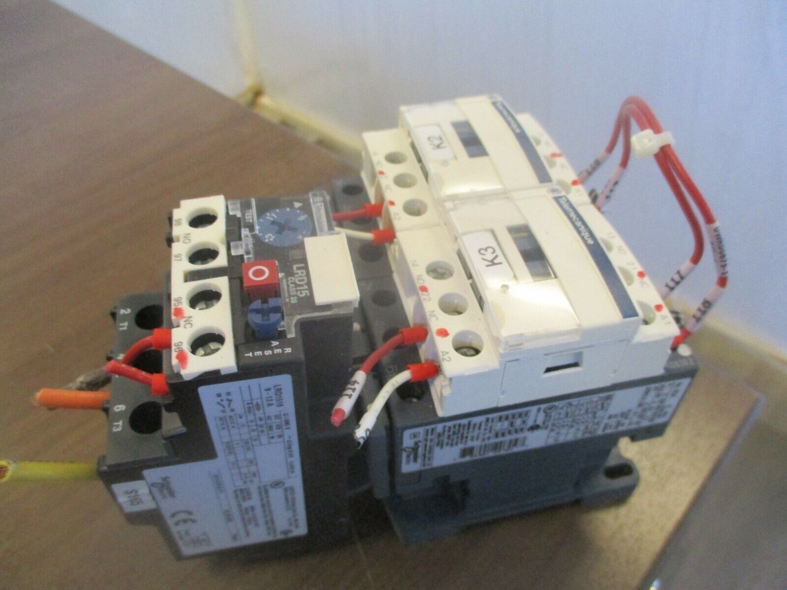 Schneider Reversing Starter LC1 D12/LRD1516 120V Coil Trip: 9-13A Used