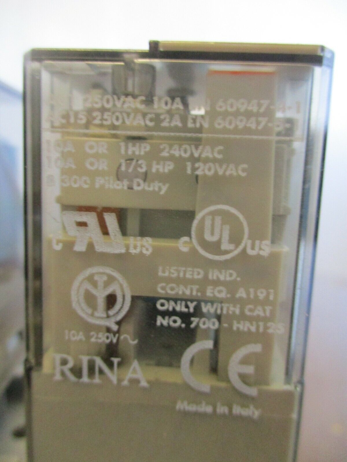 Allen-Bradley Relay w/ Base 700-HA32Z24 Ser. D 24VDC *Lot of 3* Used
