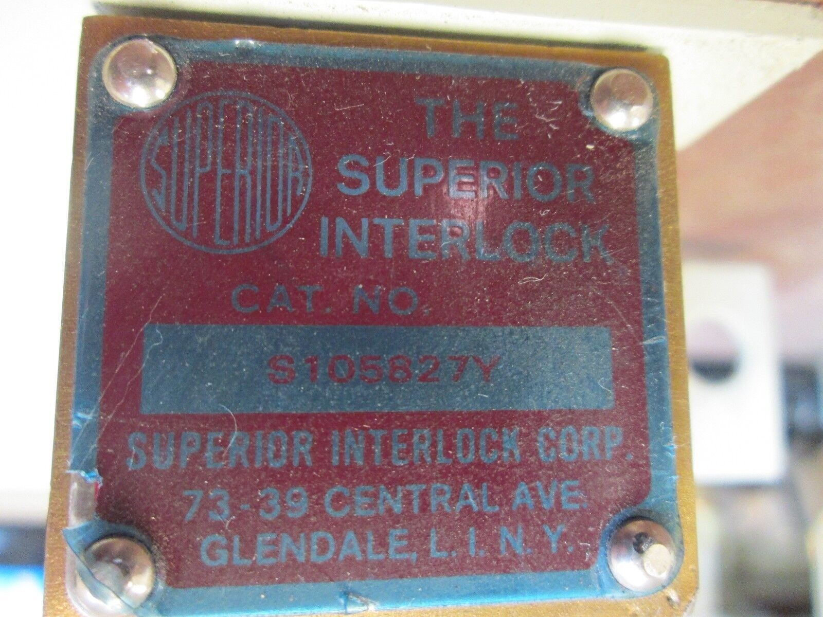 Superior Interlock S105827Y Stab Length: 0" to 3/4" Used