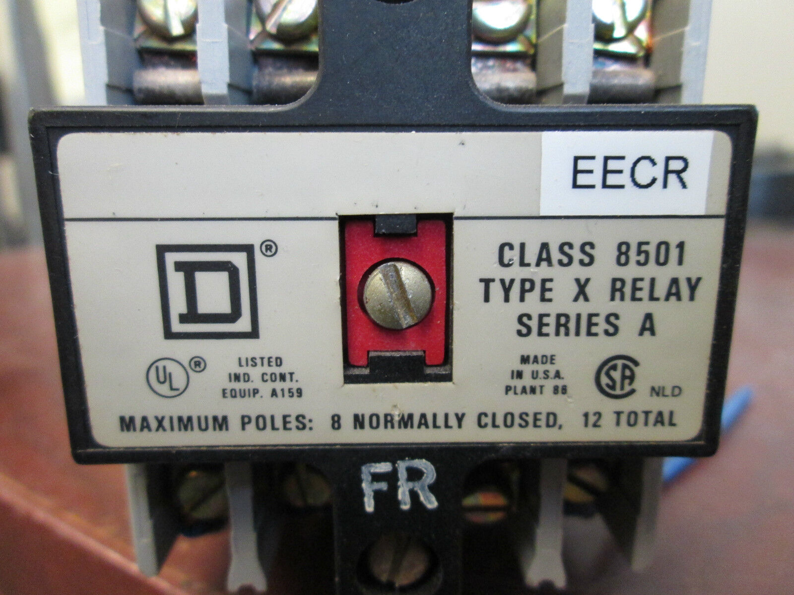Square D Control Relay 8501 XB-40 X060 Base 8NC, 12 Total Max Poles 120V Coil