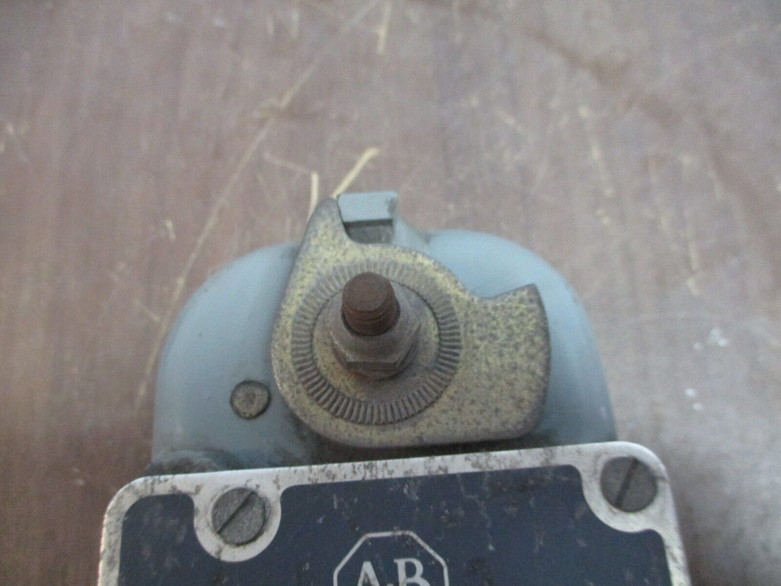 Allen-Bradley Snap-Action Limit Switch 801-NX7 Ser. A 600V Used