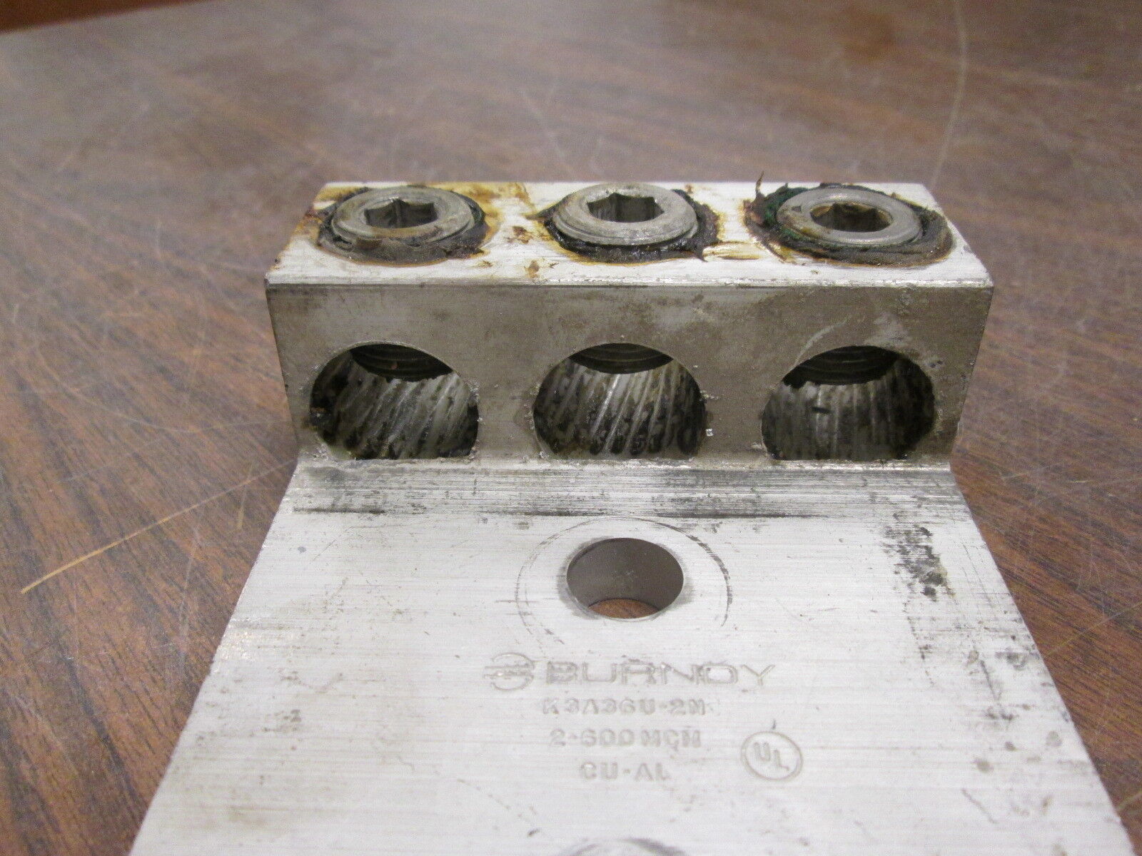 Burndy Lug K3A36U-2N 600MCM Used