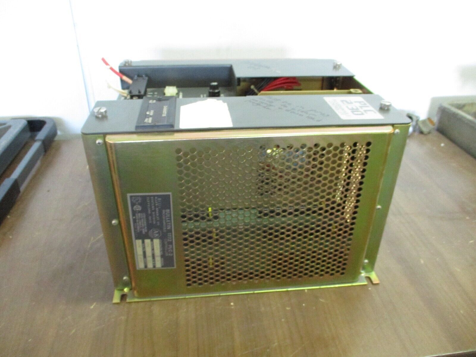 Allen-Bradley 1772 PLC-2/30 Programmable Controller 1772-LP3 Ser. A 120/240V