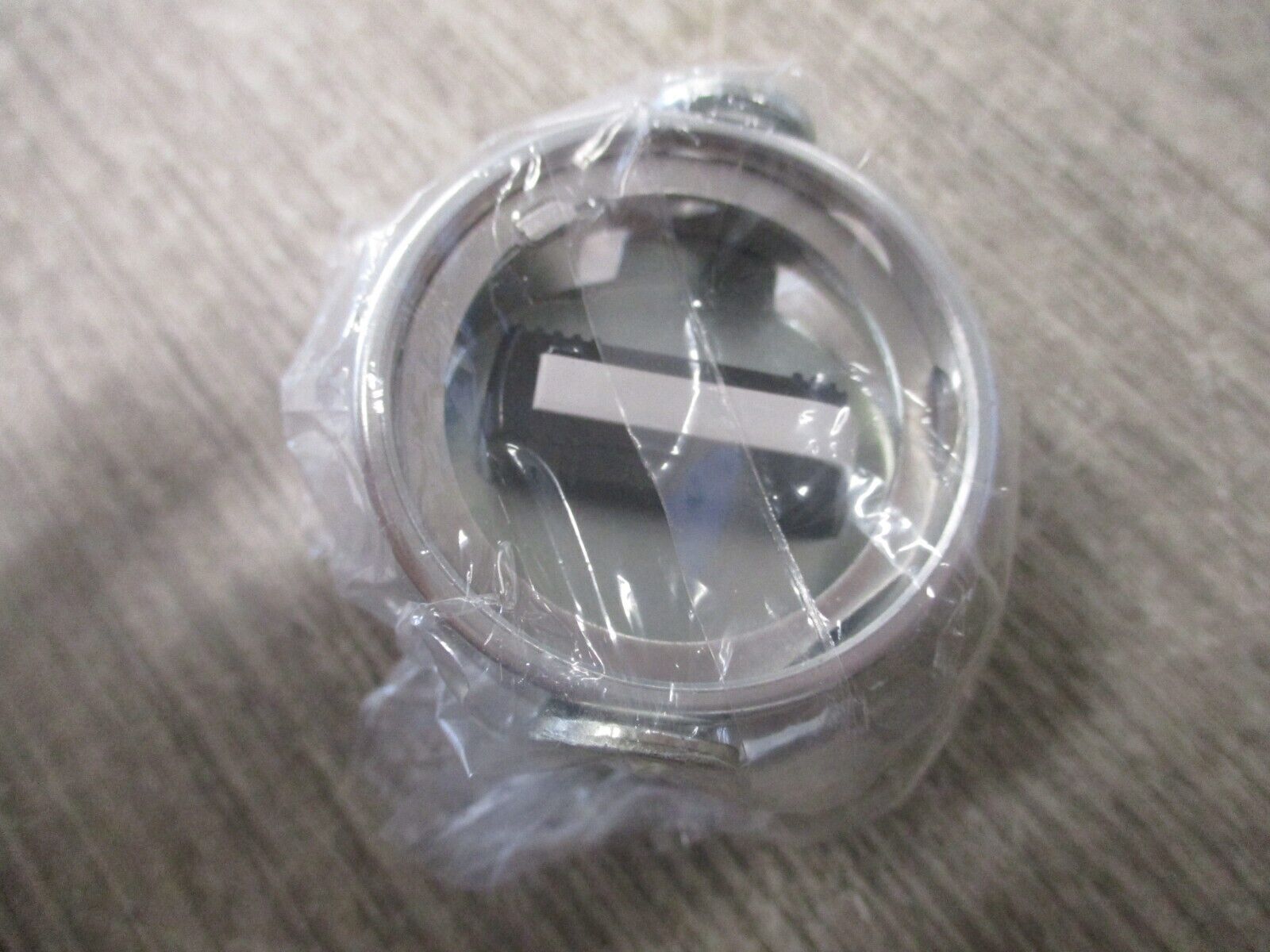 Allen-Bradley Padlock Guard 800T-NX446 Ser. F New Surplus