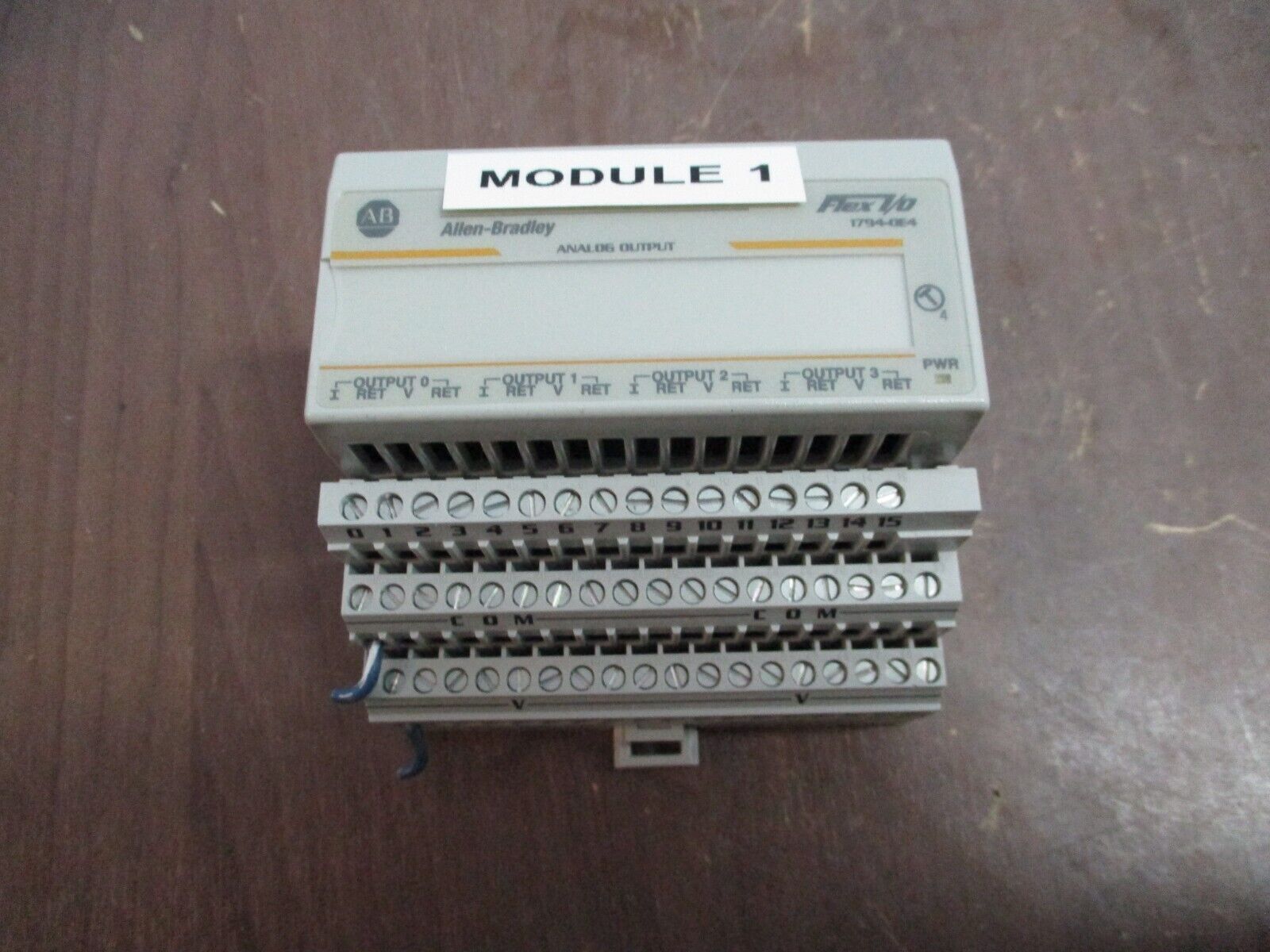 Allen-Bradley Analog Output Module 1794-OE4 Ser. B Used