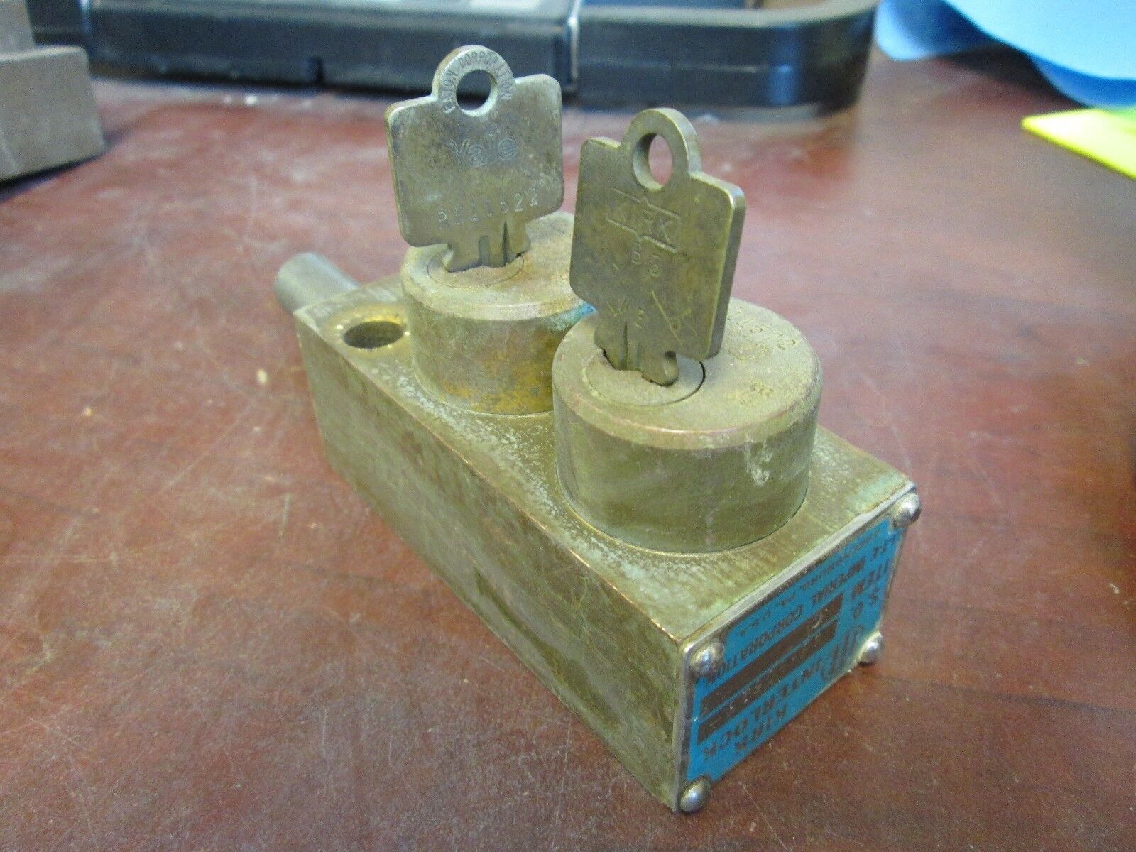 Kirk Interlock 45-90613 Stab Length: 2" to 2-3/4" Used