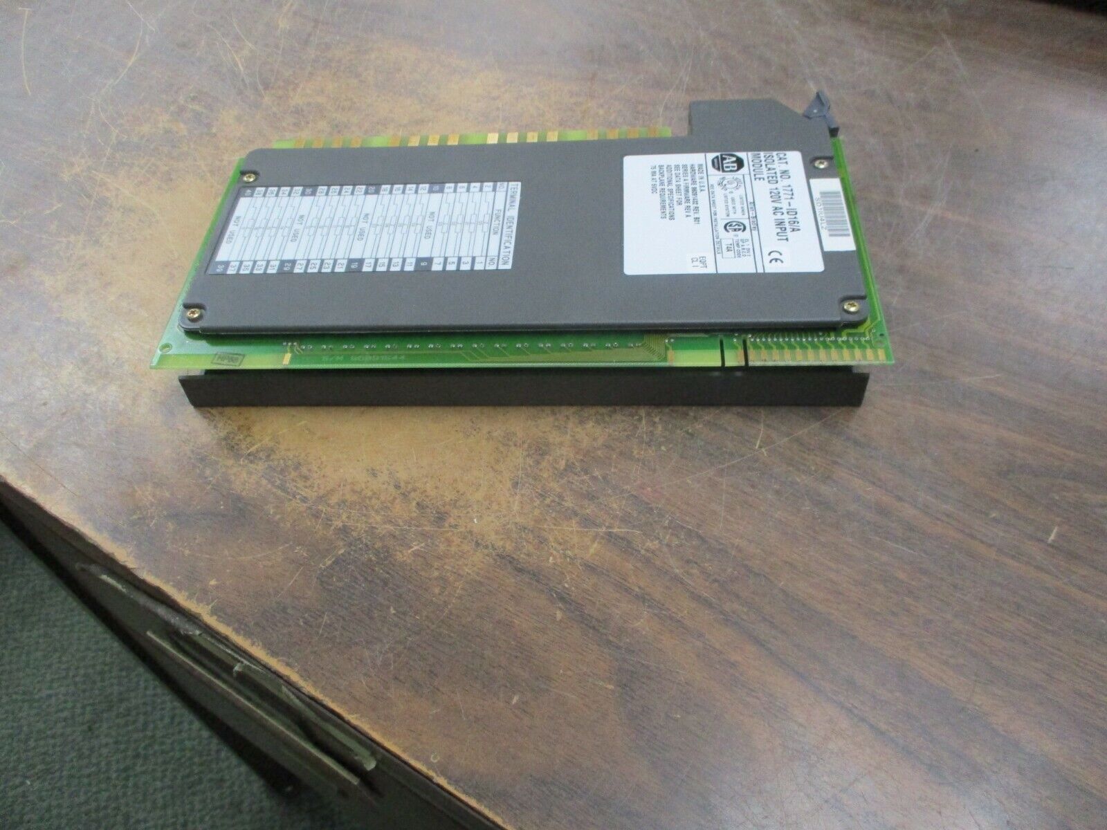 Allen-Bradley Isolated AC Input Module 1771-ID16/A Ser. A 120V Used