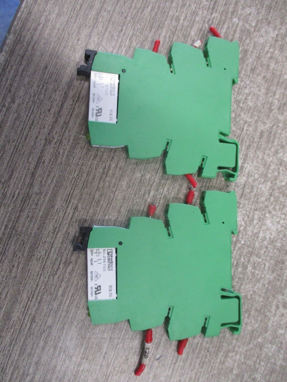 Phoenix Contact Relay w/Socket 2961105 Lot of 2 Used