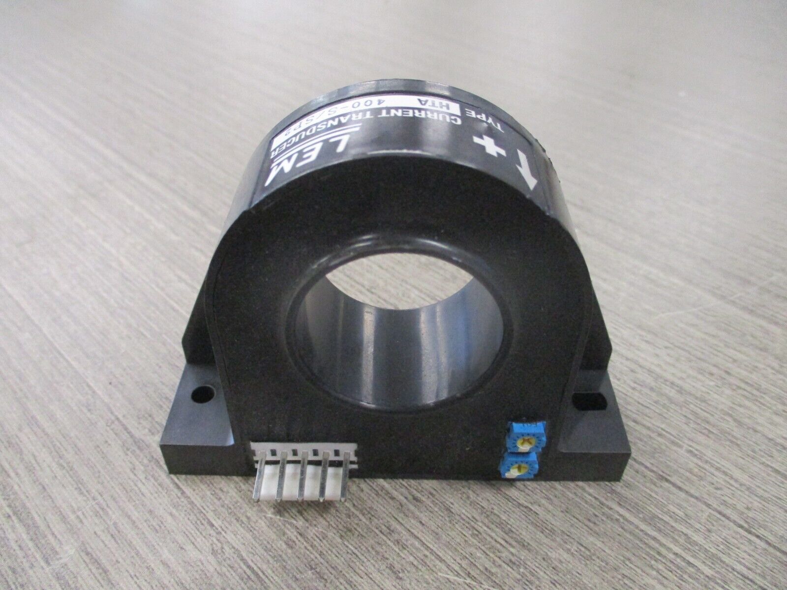 LEM Current Transducer HTA 400-S/SP2 Used
