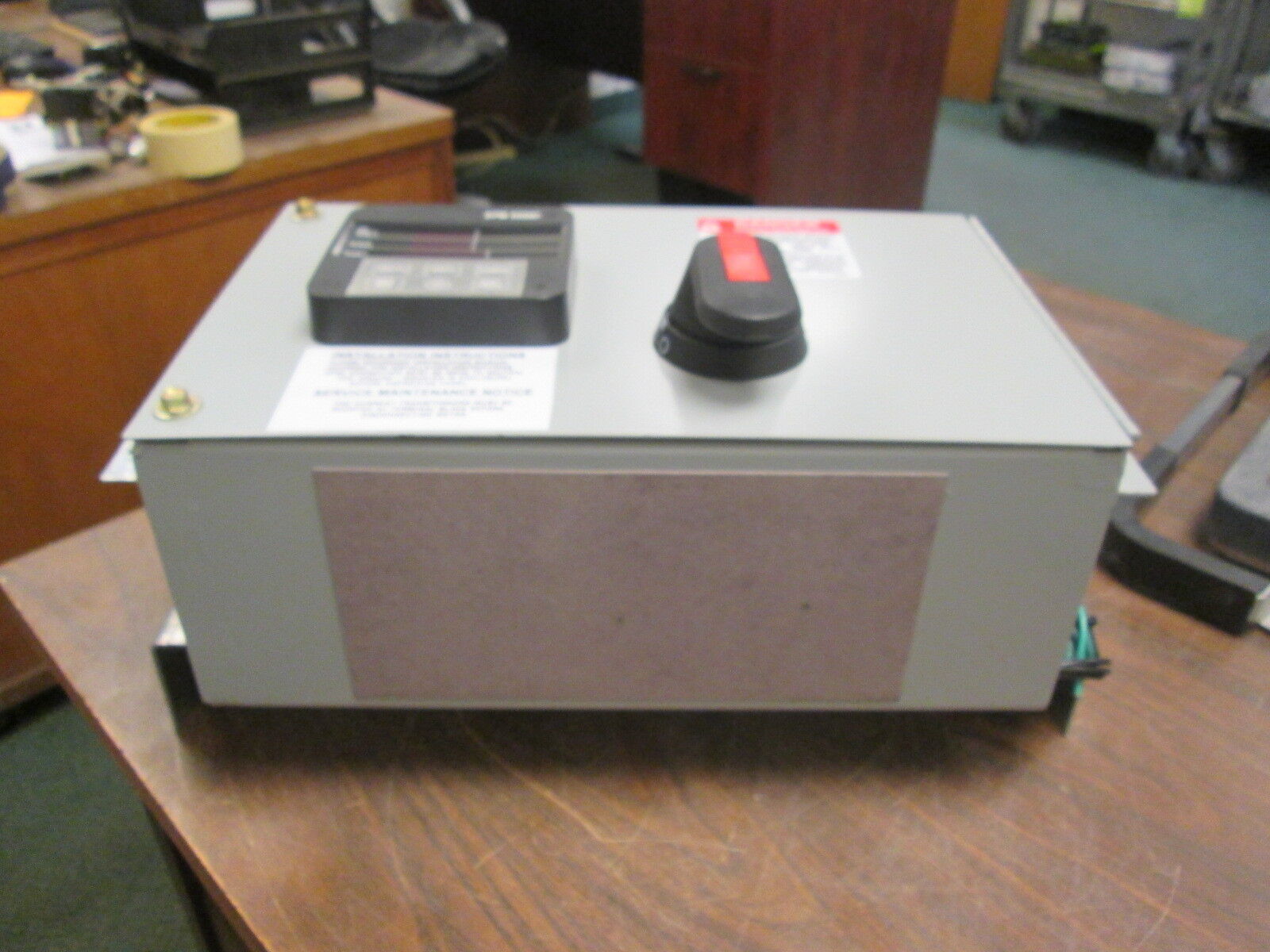 GE Spectra Series Power Meter w/ Disconnect APM4803E520 480V 50/60Hz 3Ph 3W Used