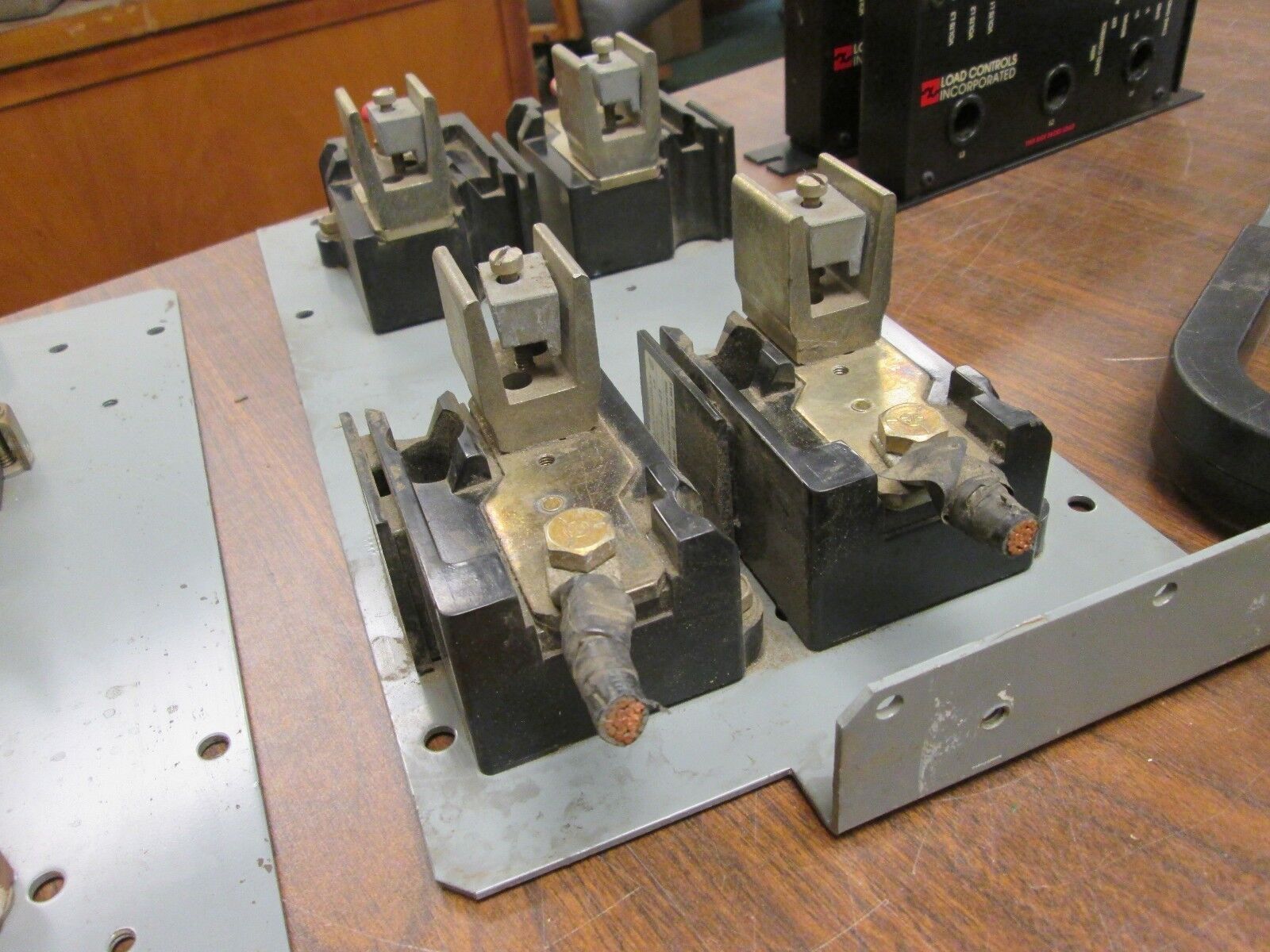 Allen-Bradley Fuse Block 40023-463-02 200A 600V 2P