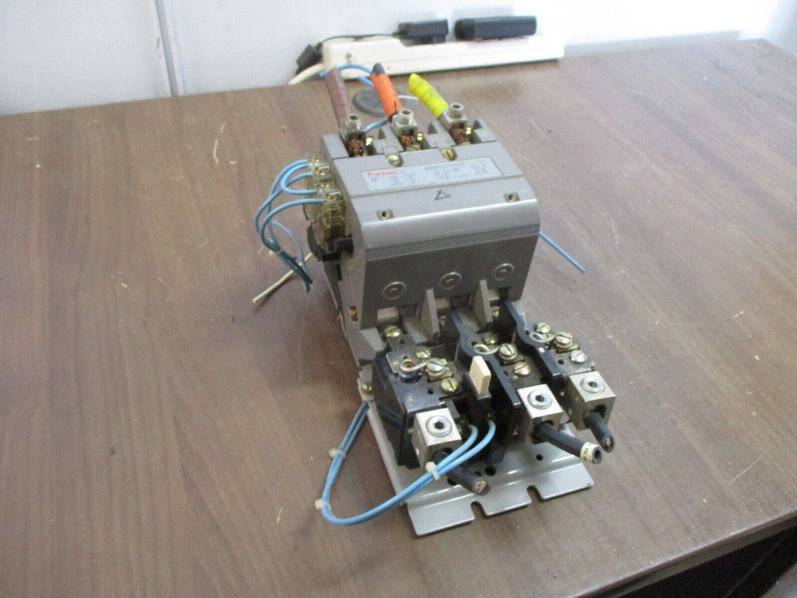 Furnas Starter 40HP107792U/48IC31AA3 110-120/220-240V Coil Size 3 90A 600V Used