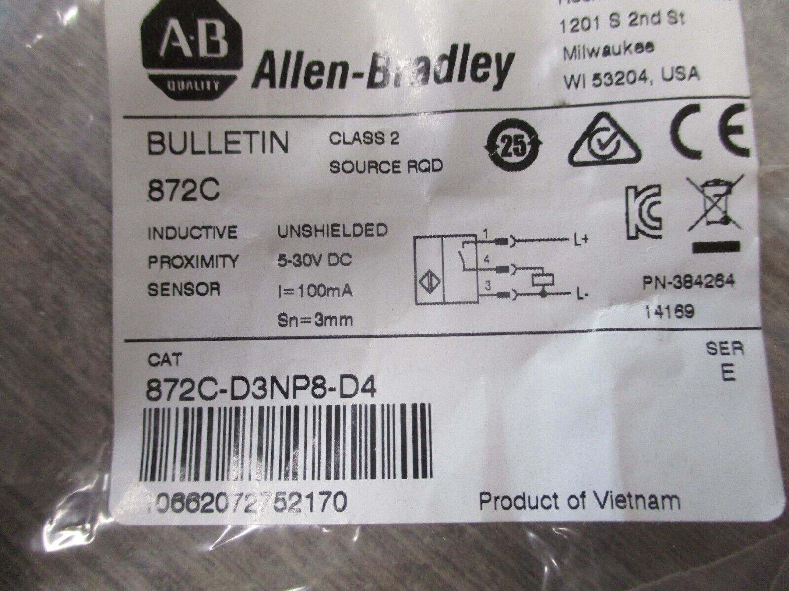 Allen-Bradley Incluctive Proximity Sensor 872C-D3NP8-D4 5-30VDC New Surplus