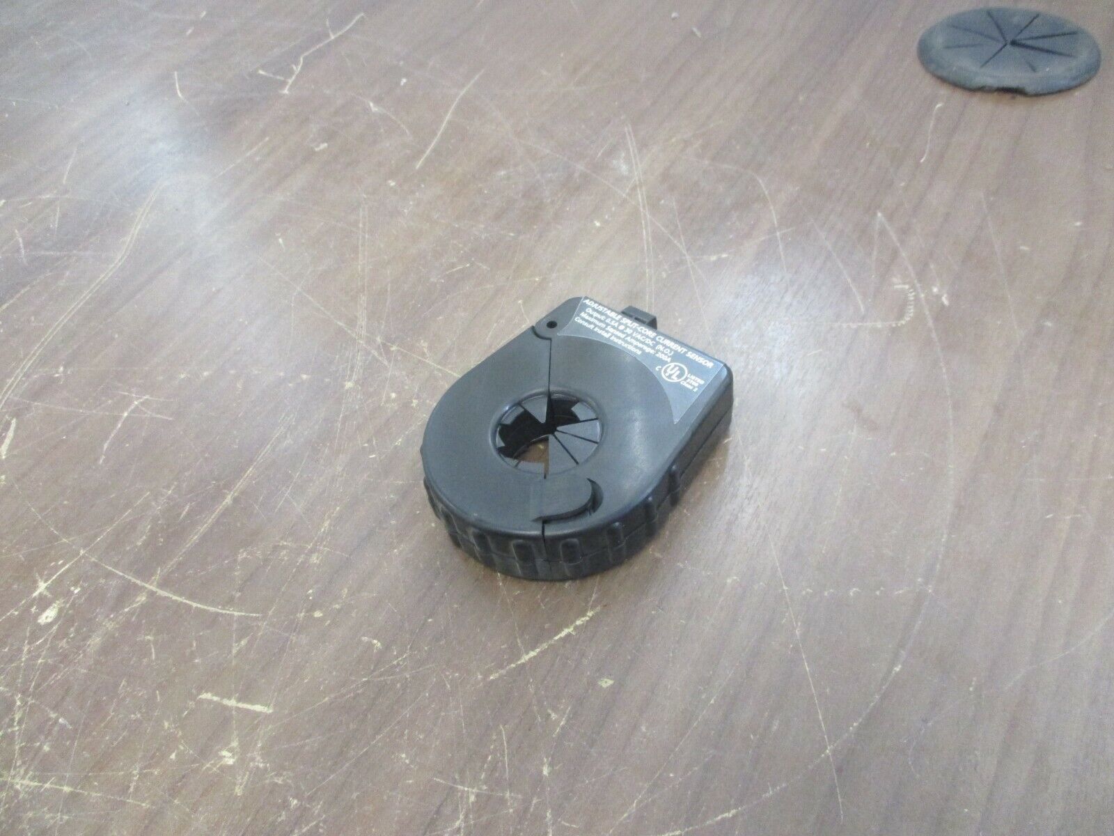 Veris Industries Hawkeye Adjustable Split-Core Current Sensor 908 Sensed: 200A