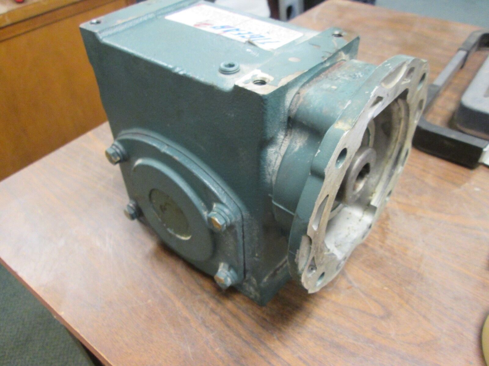 Dodge Tigear 2 Reducer 26Q20R14 Ratio 20:1 2.71HP-IN 1673 LB-IN Torque Out Used