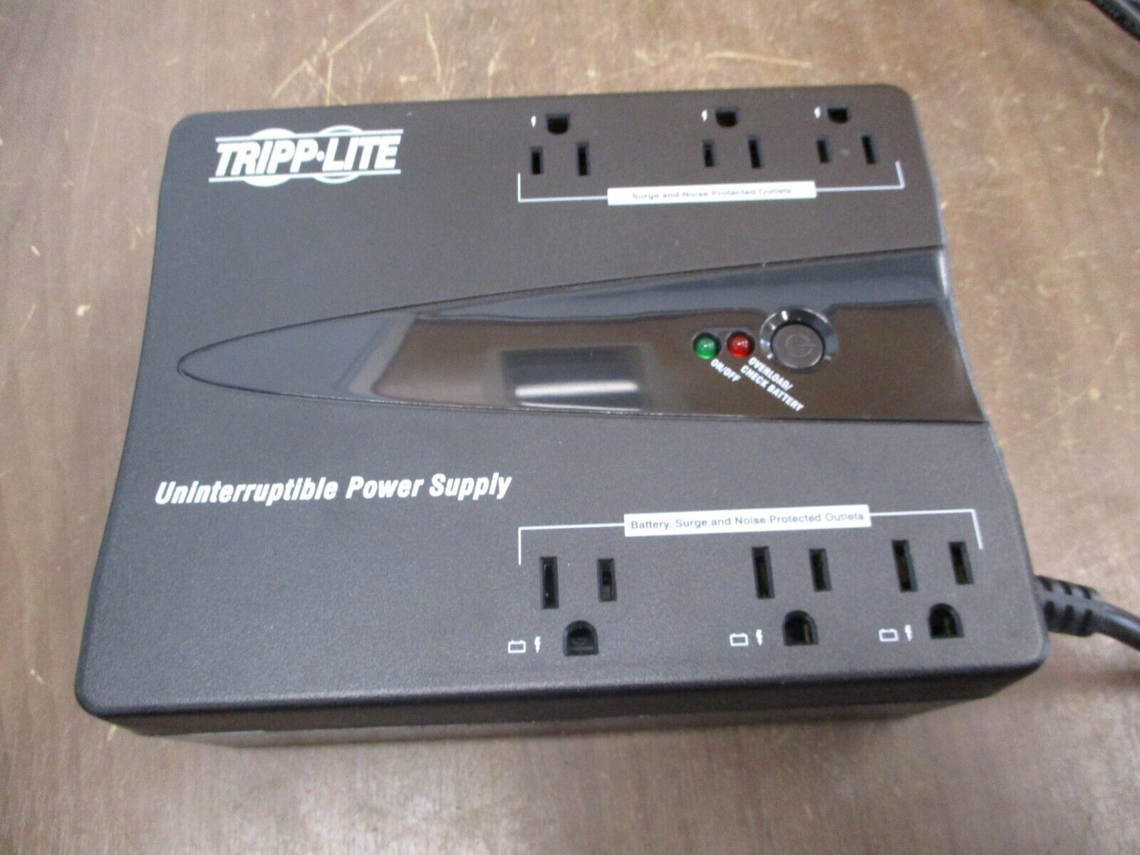 Tripp-Lite UPS BC350 Input: 120V 60Hz 10A Output: 115V 60Hz 180W 350VA Used