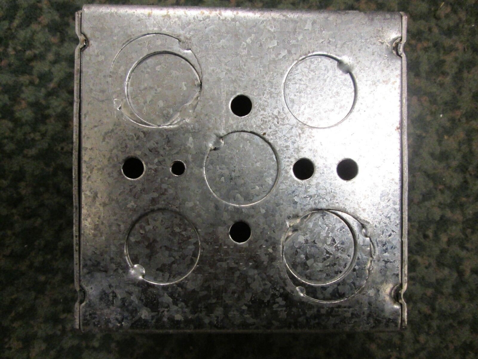 Crouse Hinds Outlet Box TP404 4" Square 1-1/2" Deep 1/2" KOs Box of 50