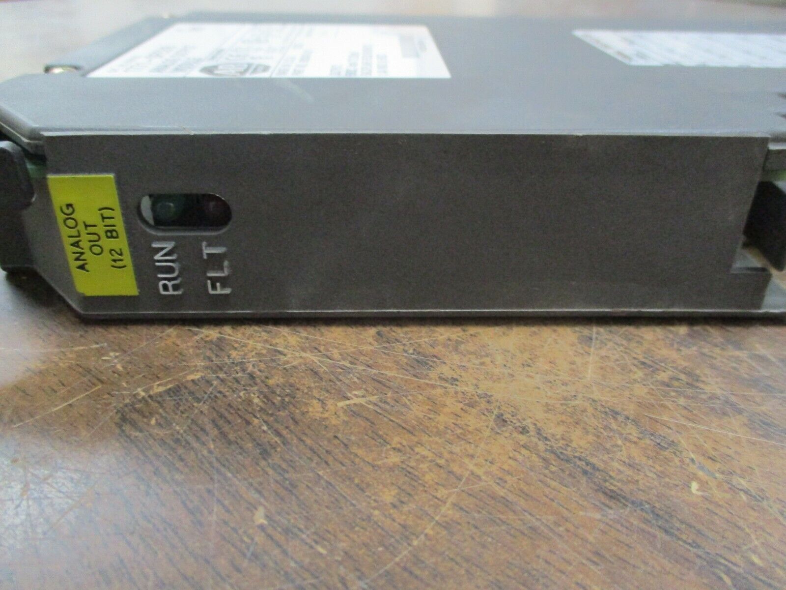 Allen-Bradley Analog Output Module 1771-OFE2/B Ser. B Rev. AB2 F/W Rev: B Used