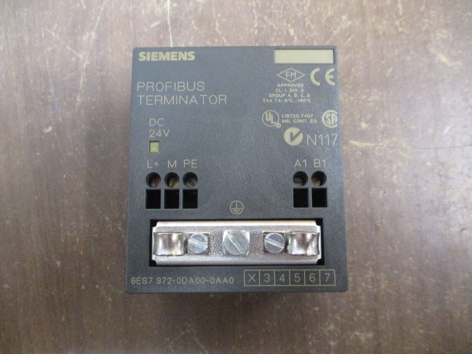 Siemens Simatic Profibus Terminator 6ES7 972-0DA00-0AA0 E-Stand: 02 New Surplus