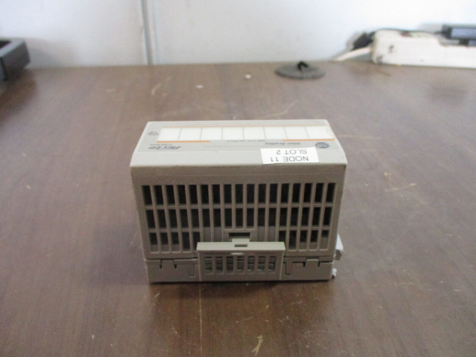 Allen-Bradley Flex I/O Input Module 1794-OA8 120VAC Used
