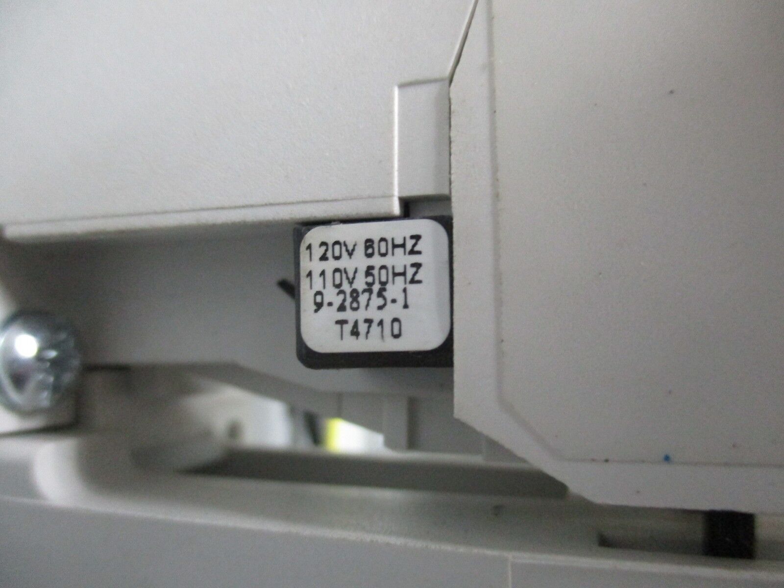 Cutler-Hammer Size 00 Enclosed Starter AB16AN0 120V Coil 9A 600V New Surplus