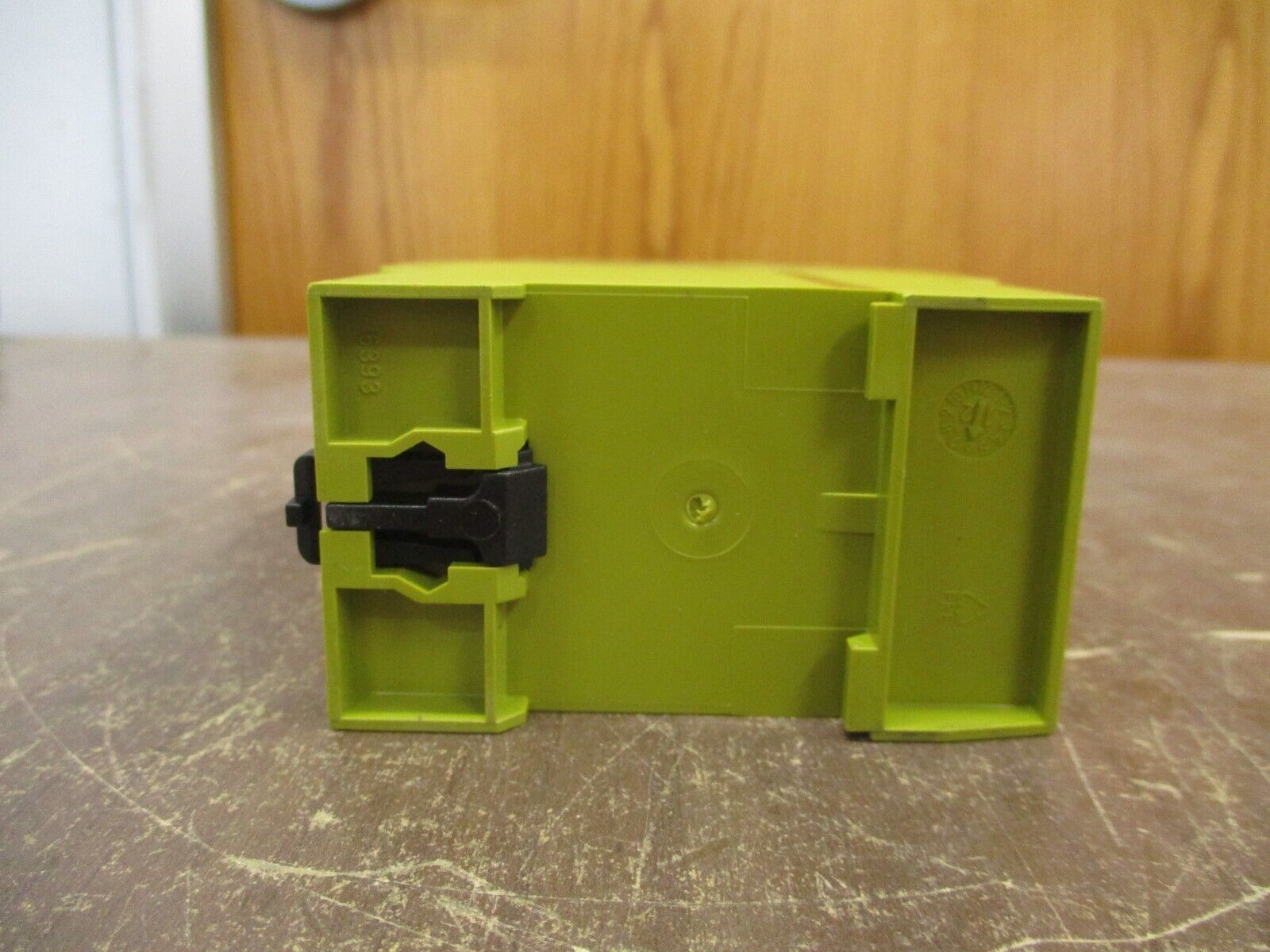 Pliz Safety Relay 774070 PNOZ 16S 24VAC 24VDC 2 n/o 2so Used