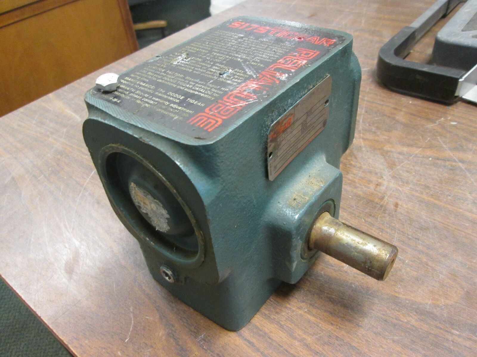 Dodge Tigear Reducer SR96024 Ratio 30:1 0.71 HP-IN 521 LB-IN Torque Out Used