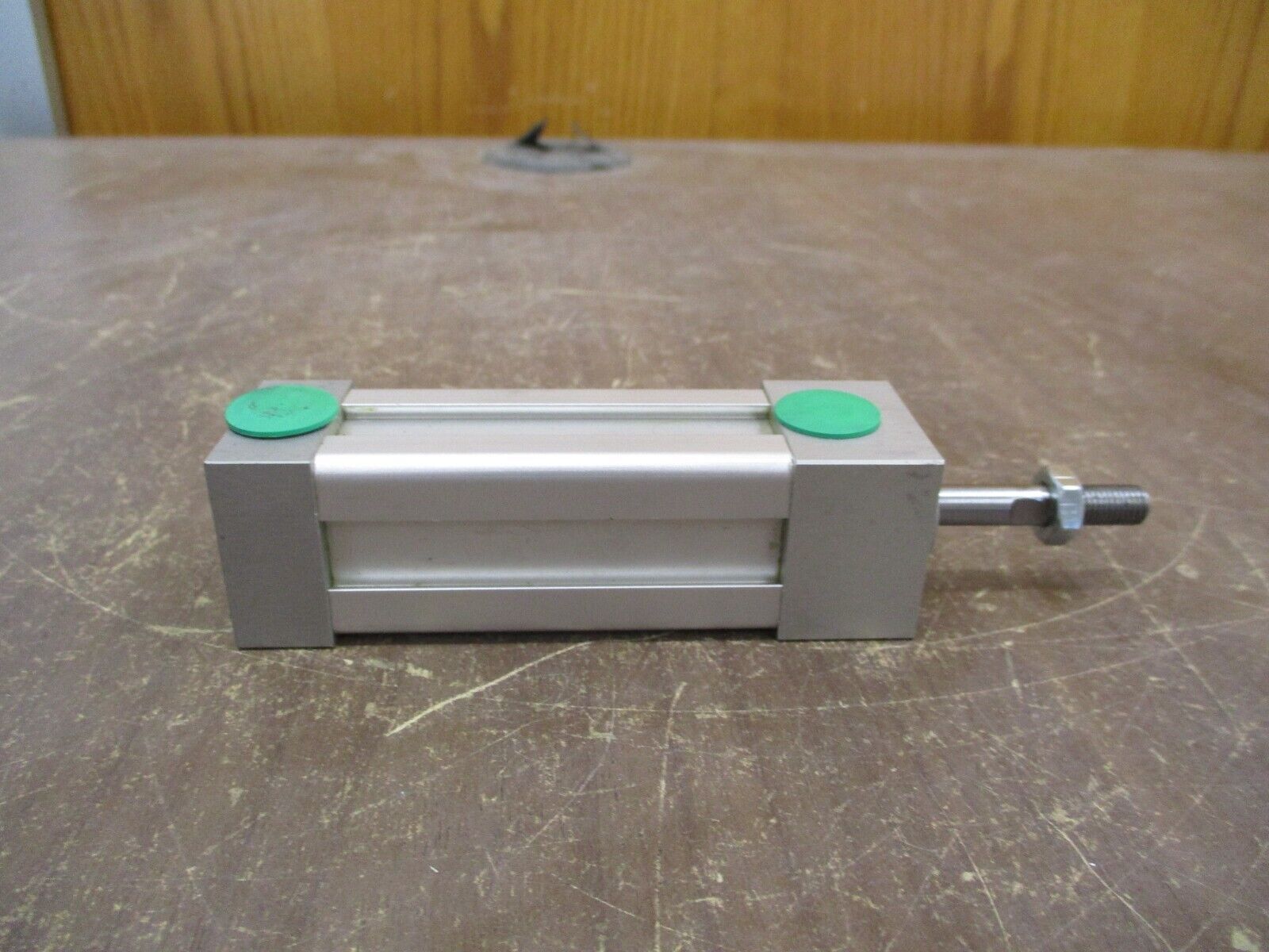 Numatics Pneumatic Cylinder 1D9A-385276-5 Used