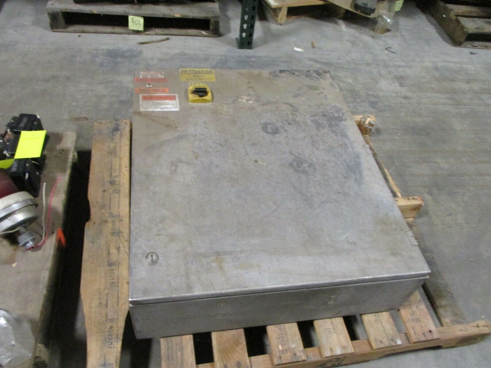 Hoffman Stainless Steel 4X Enclosure D-3L36H3008SSLP Size: 36x30x8" w/Disconnect