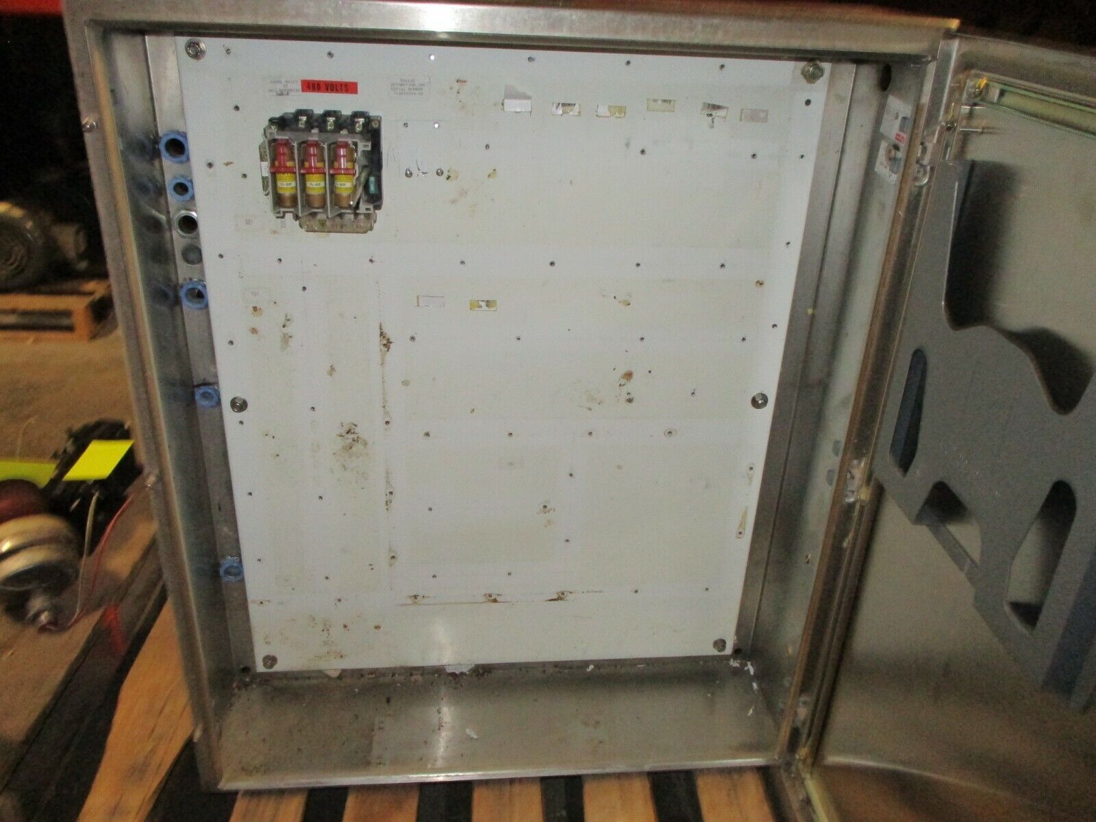 Hoffman Stainless Steel 4X Enclosure D-3L36H3008SSLP Size: 36x30x8" w/Disconnect