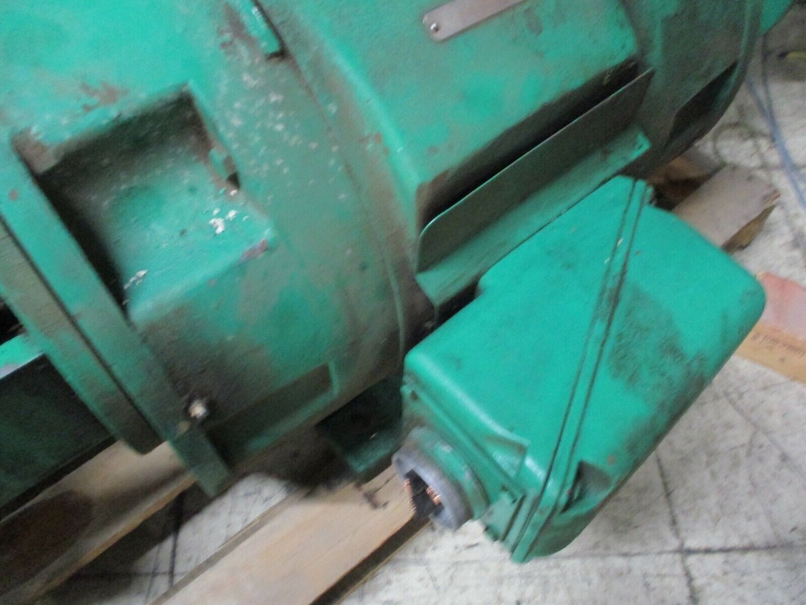 Vickers Vane Pumps w/ Motor V-2361-5/V-2361-5-LH 40HP 1200RPM 220/440V 114/57A