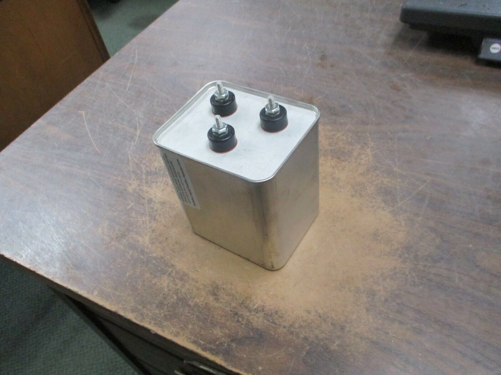 CSC Capacitor 1043PCDMF 10KVAR 480V 3Ph 60Hz Used