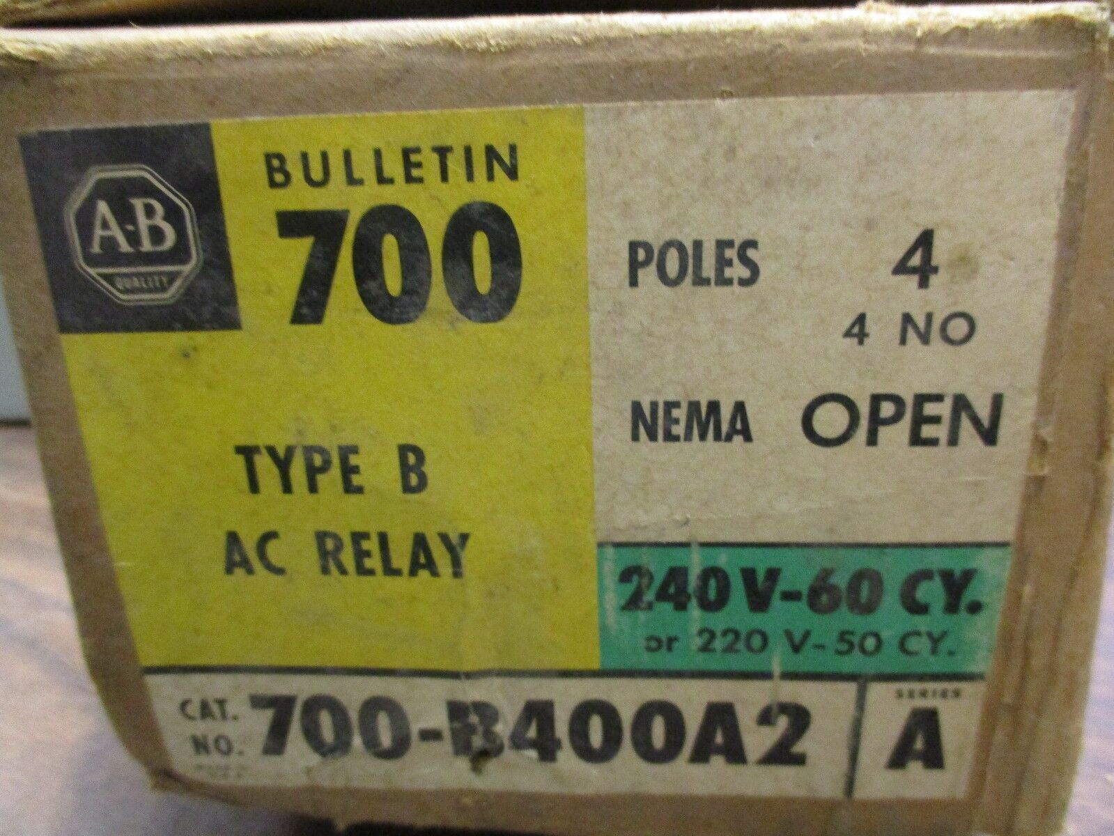Allen-Bradley Type B AC Relay 700-B400A2 240V Coil 4P New Surplus