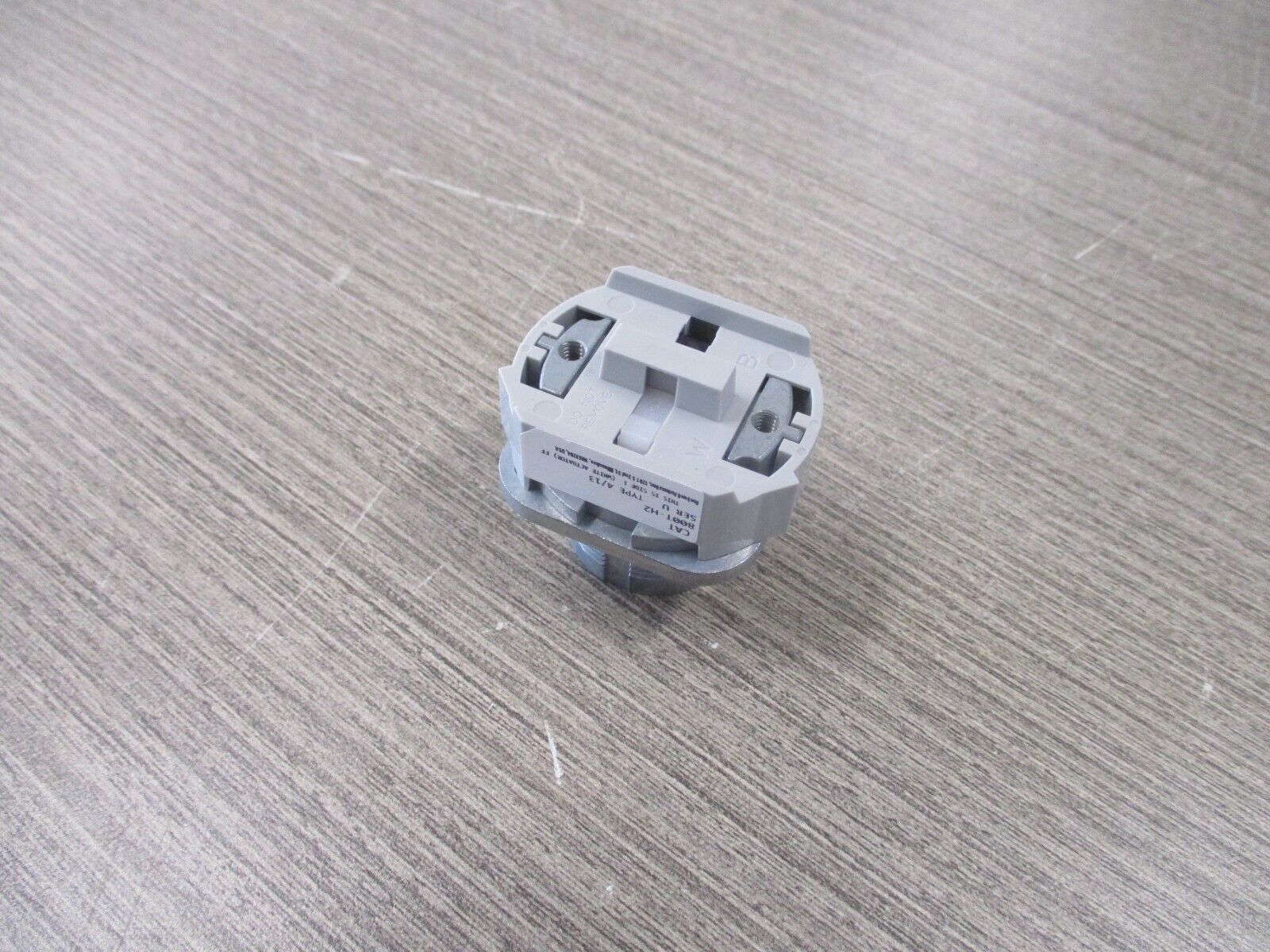 Allen-Bradley Selector Switch 800T-H2 Ser. U 2-Position New Surplus
