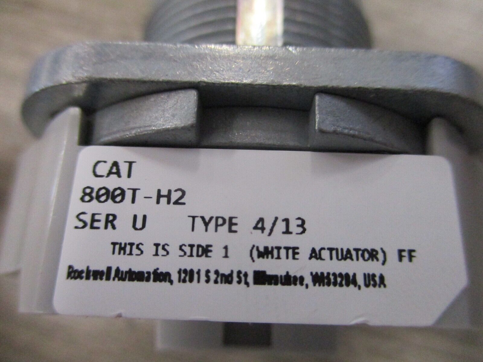 Allen-Bradley Selector Switch 800T-H2 Ser. U 2-Position New Surplus