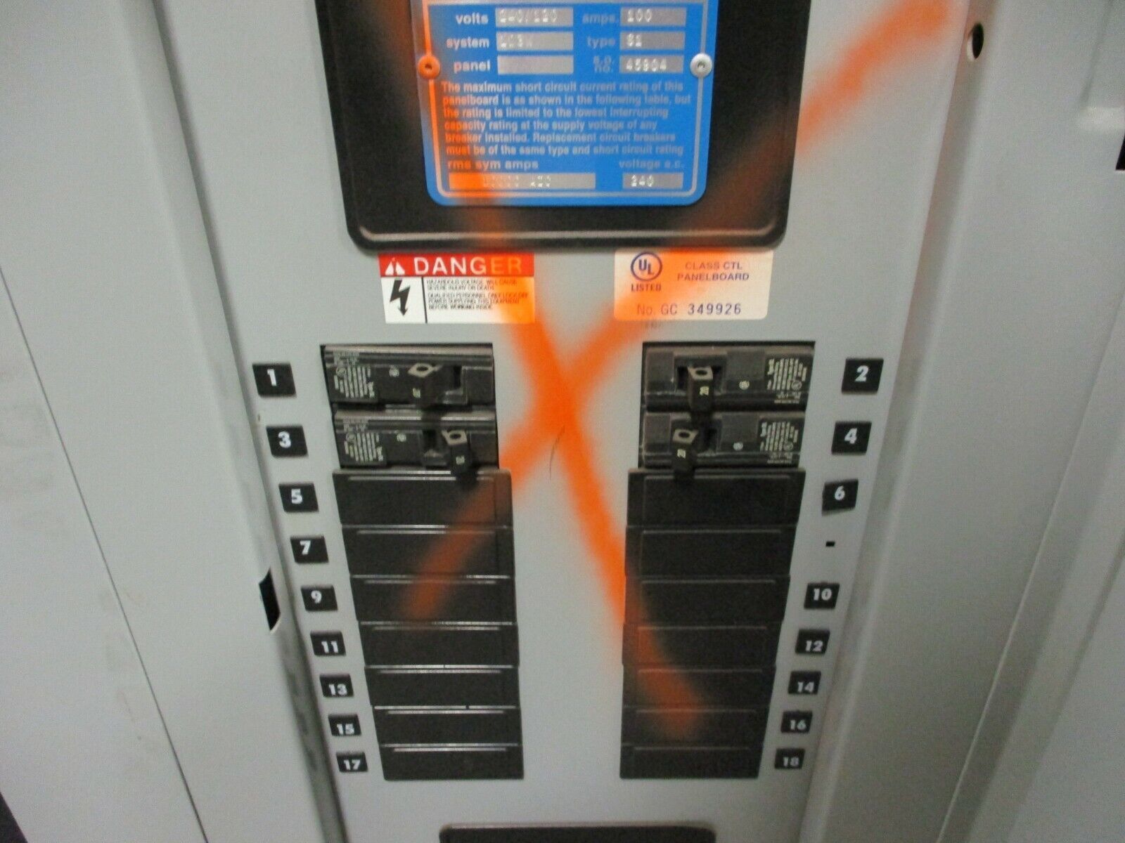 Illinois Switchboard Corp. Main Lug Breaker Panel 349926 100A Max 240/120V 3Ph