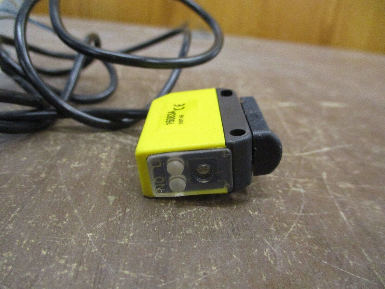 Banner Photoelectric Sensor Q23SP6FPY New Surplus