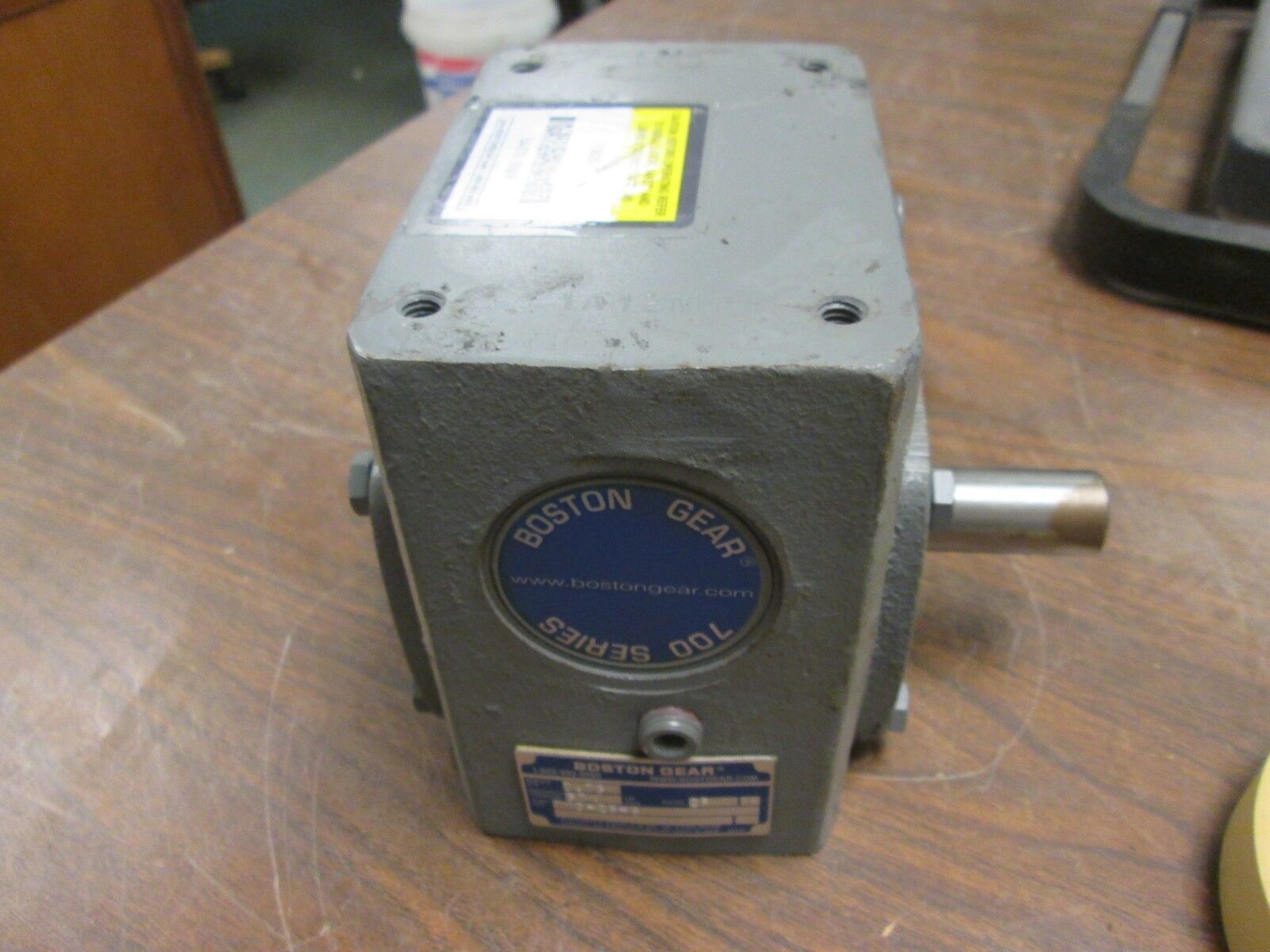 Boston Gear Reducer 718-25-G Ratio 25:1 0.76 HP IN 574 LB-IN Torque Out